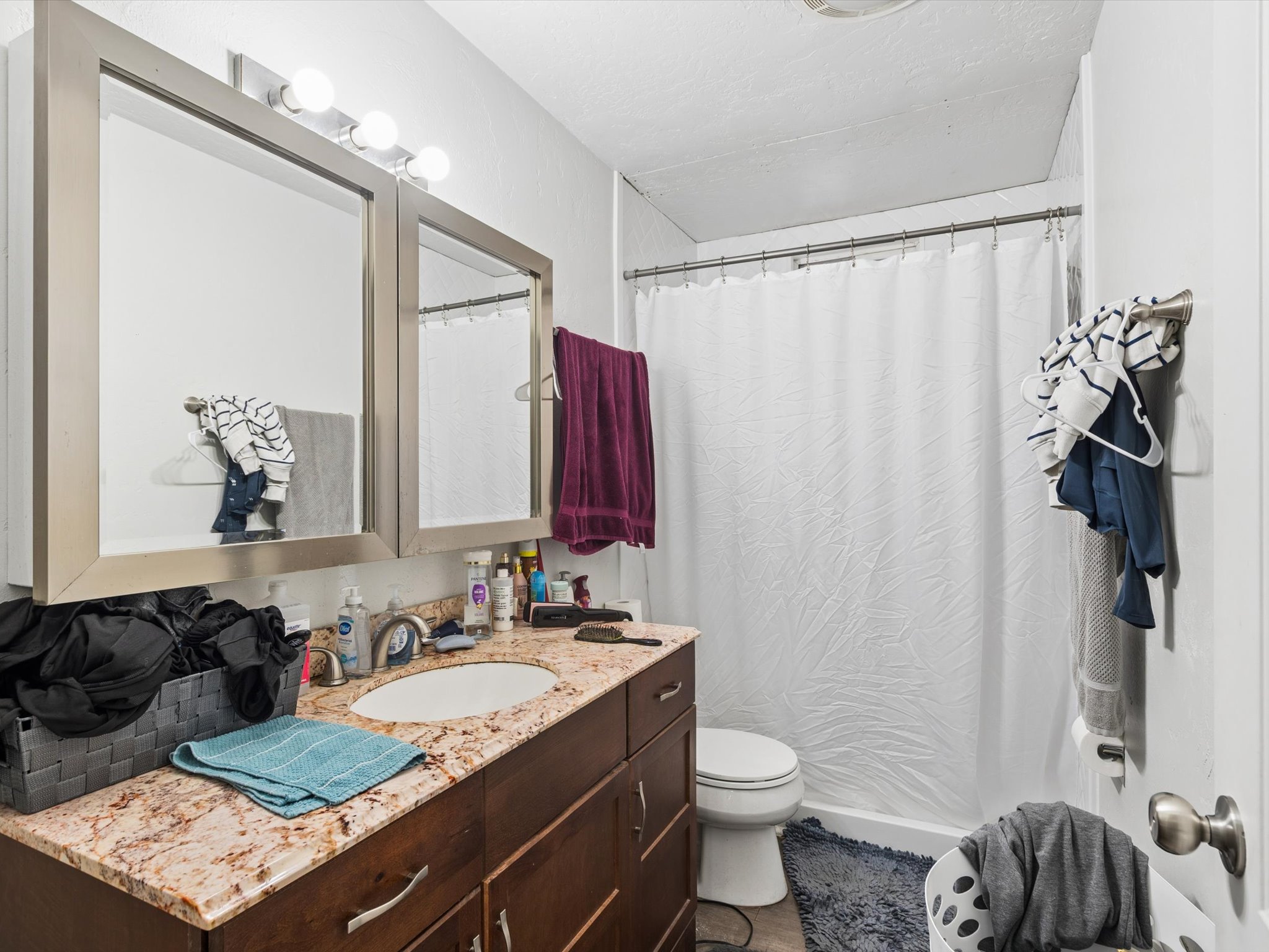 146 Iowa Avenue Property Photo 9