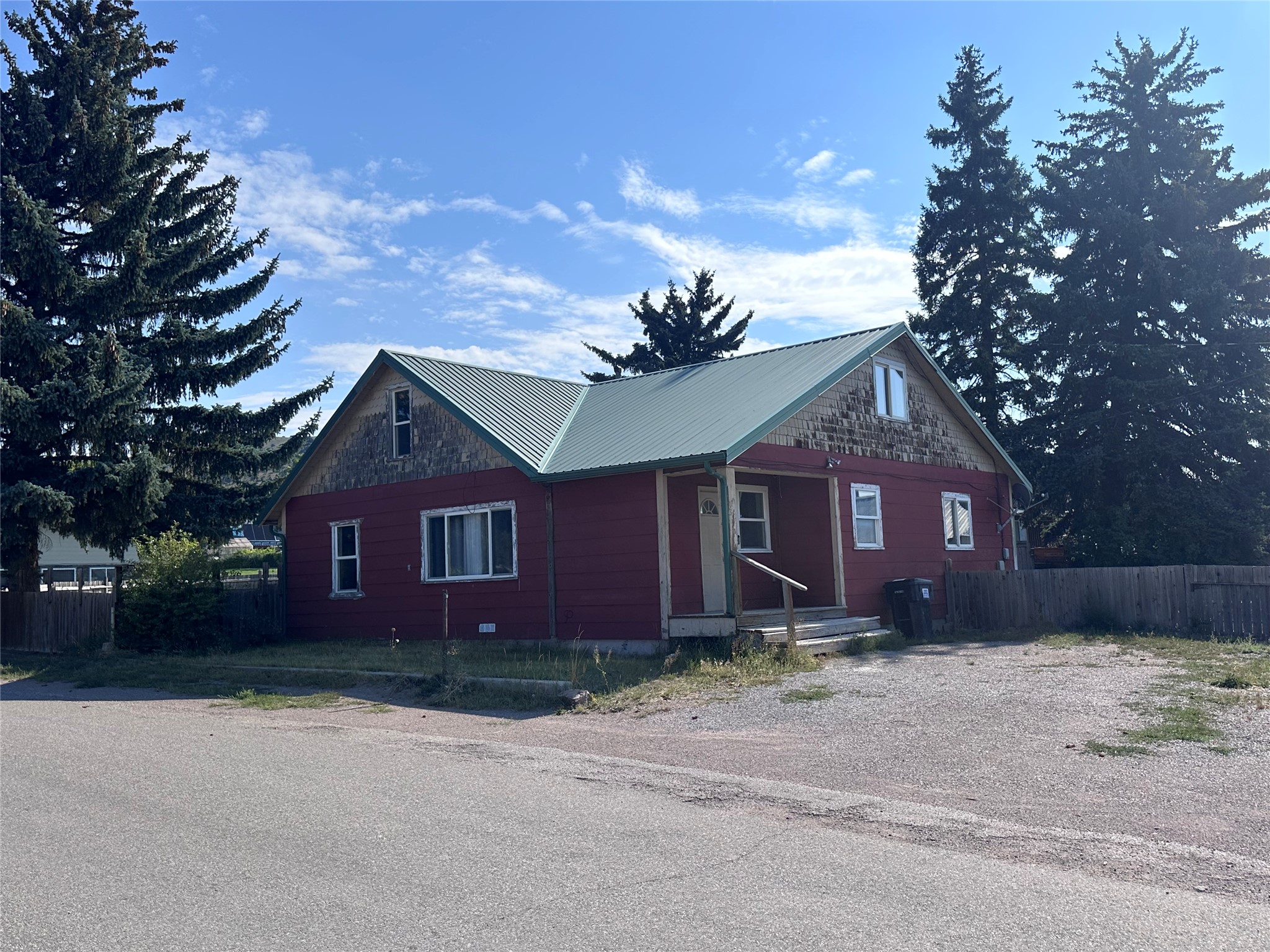 34 1st Street Property Photo 1