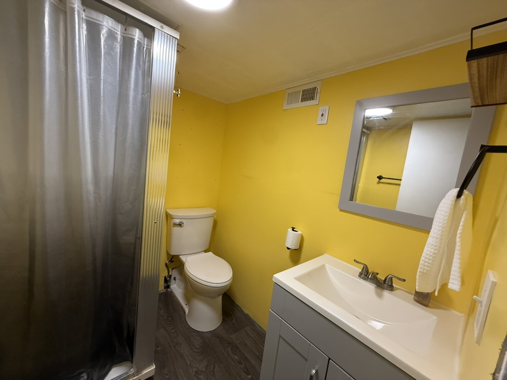2505 Central Avenue W Property Photo 19