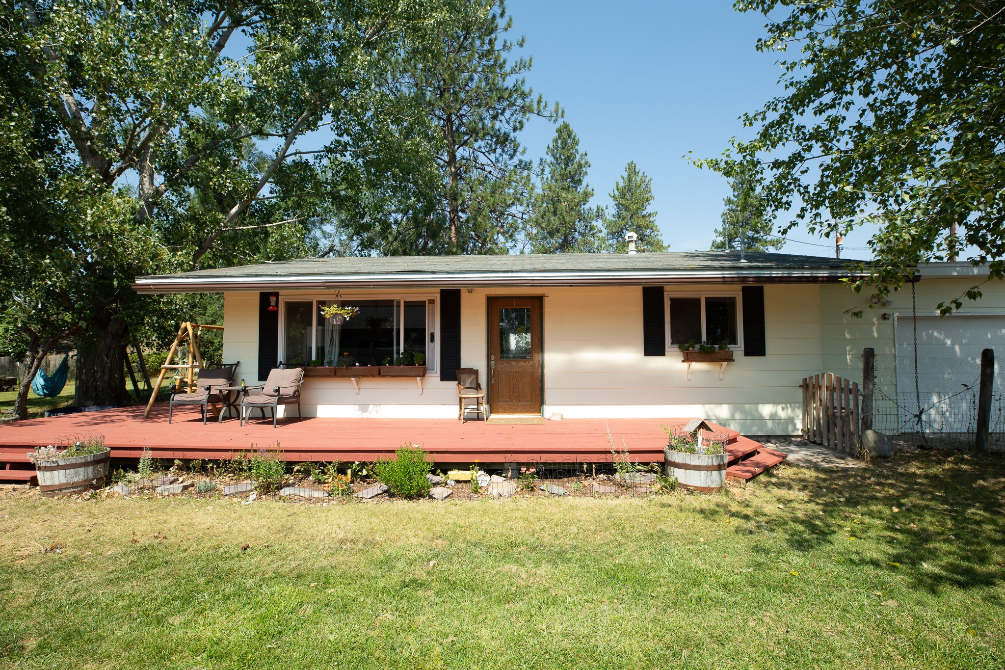 215 Nancy Lou Drive Property Photo 1