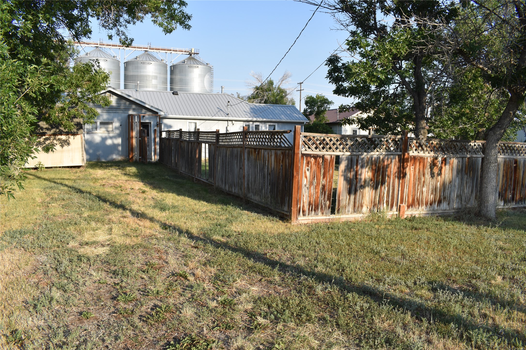 111 S Dakota Street Property Photo 24