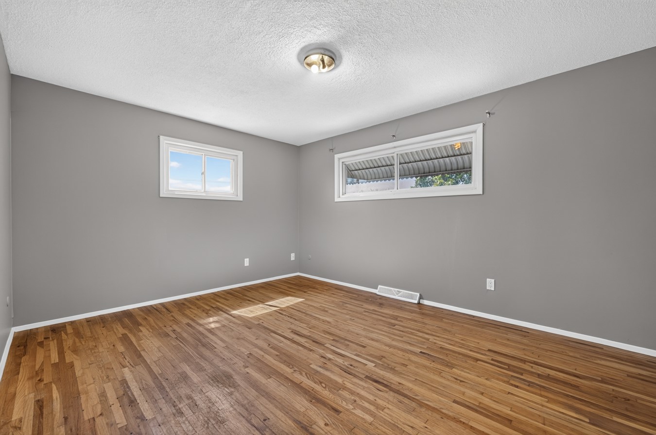 1004 10th Avenue Nw Property Photo 12