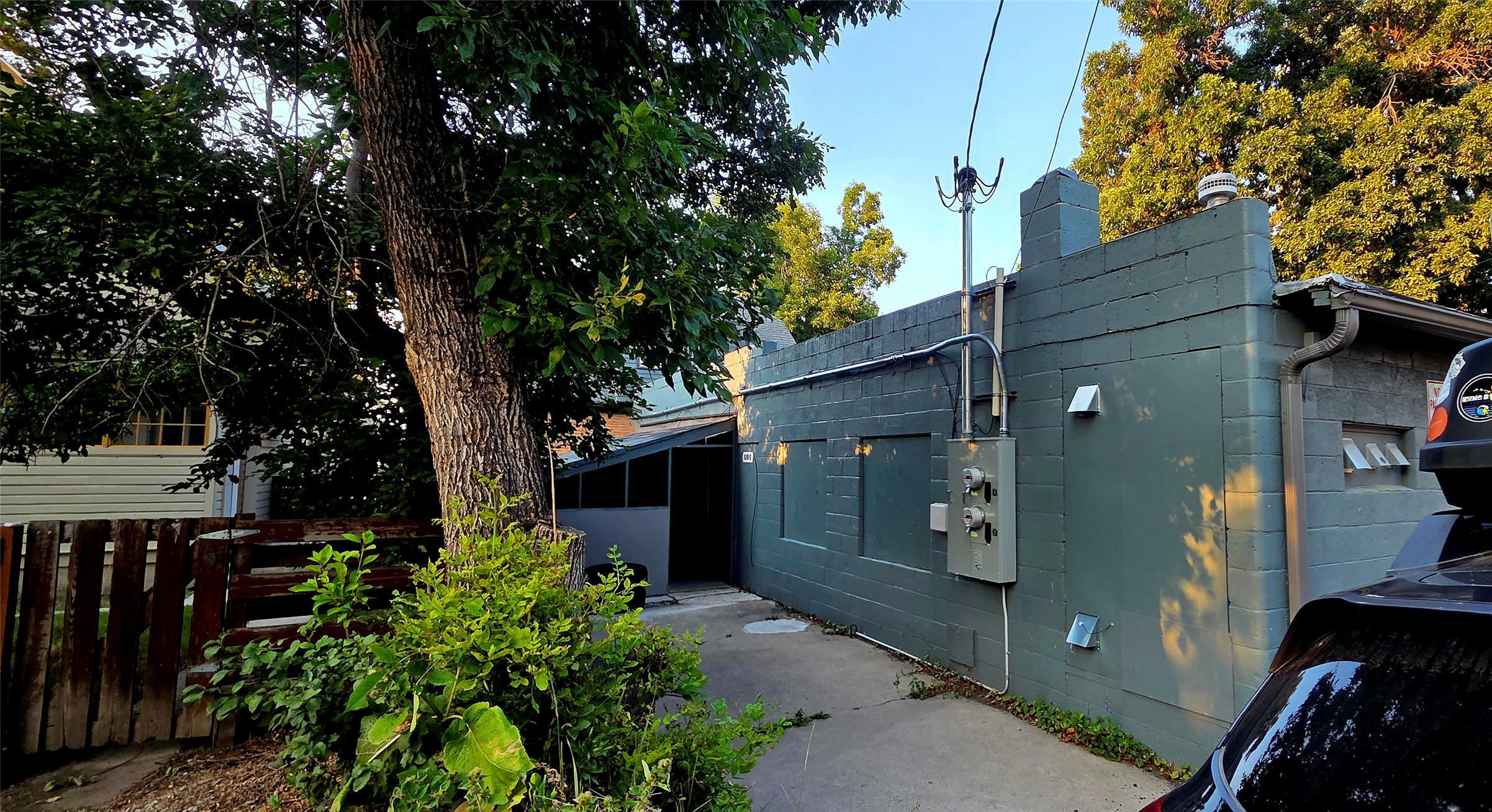 516 & 520 W Main Street Property Photo 14