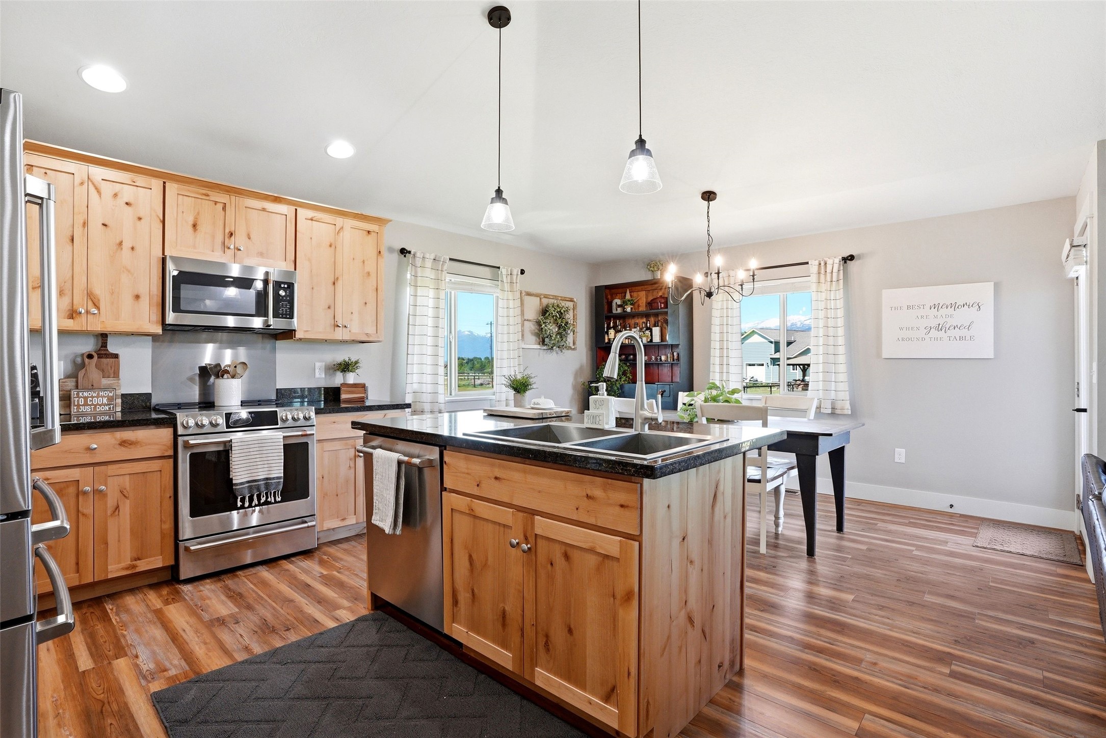3190 Delaford Loop Property Photo 20