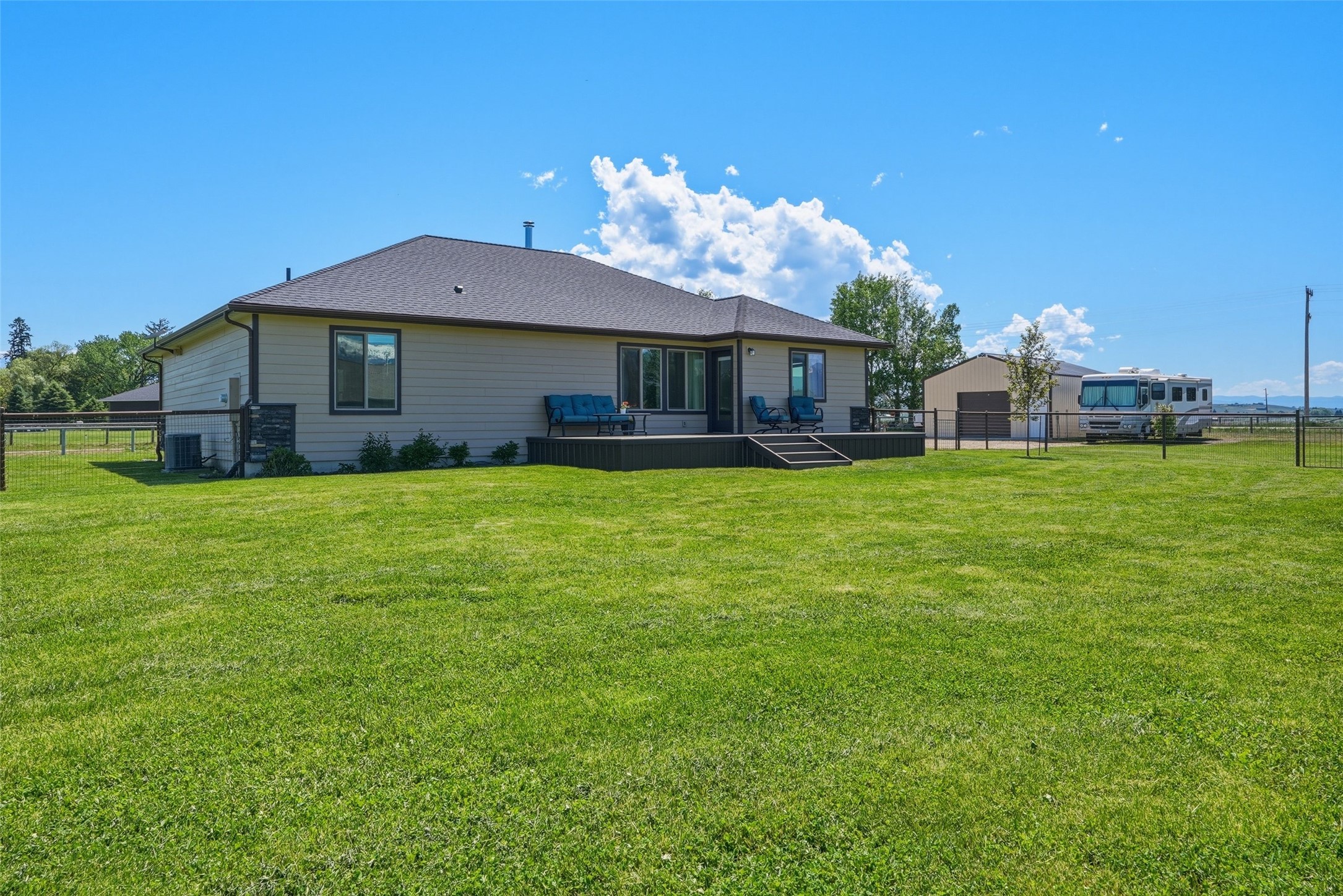 3190 Delaford Loop Property Photo 41