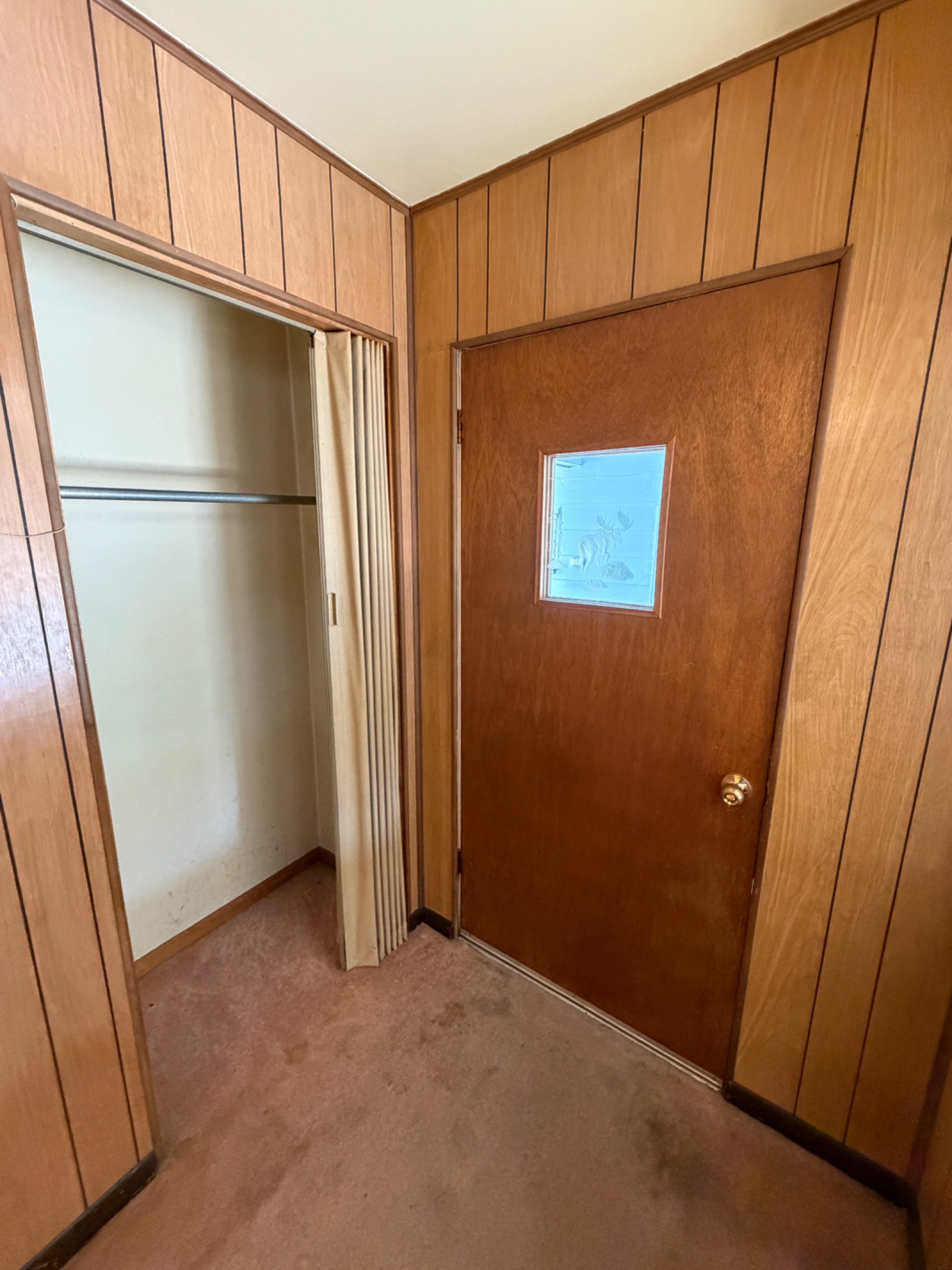 97 Lacota Drive Property Photo 7