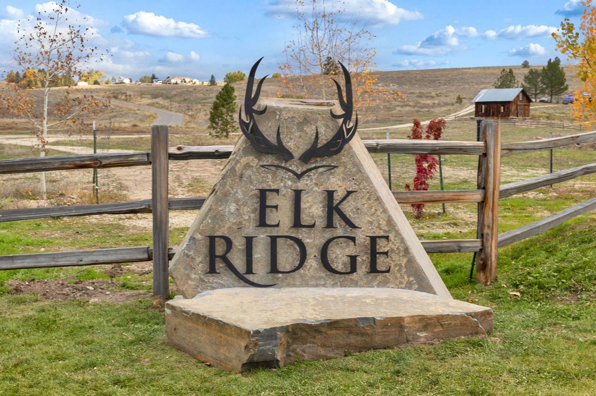 243 Miles Gulch Road Property Photo 2