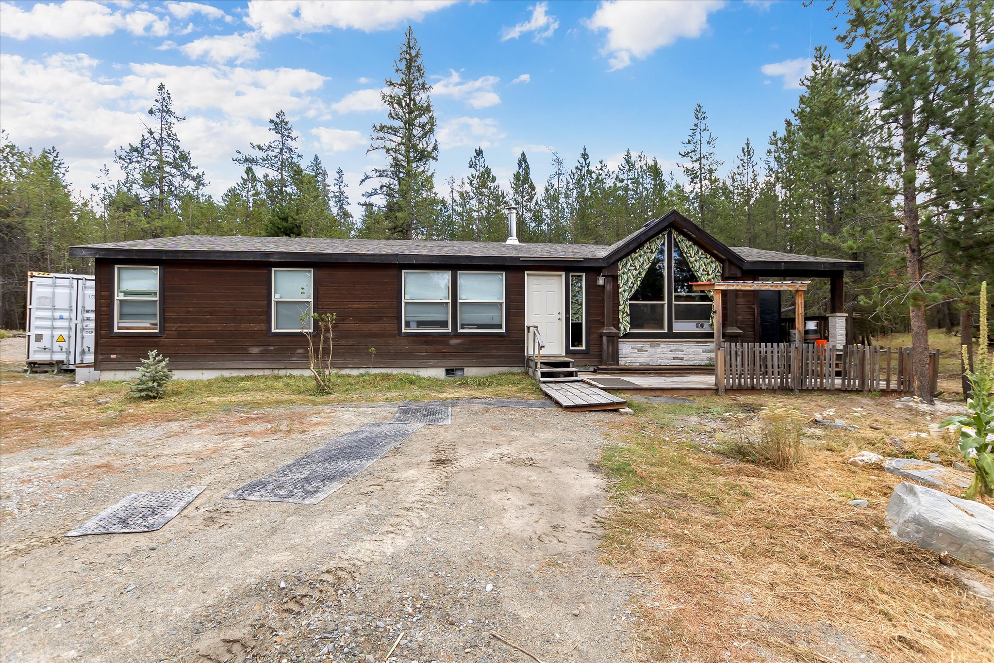 10657 Us Highway 2 W Property Photo 2