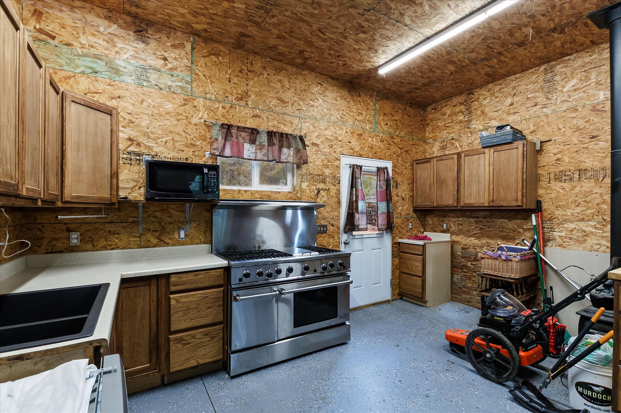 10657 Us Highway 2 W Property Photo 6
