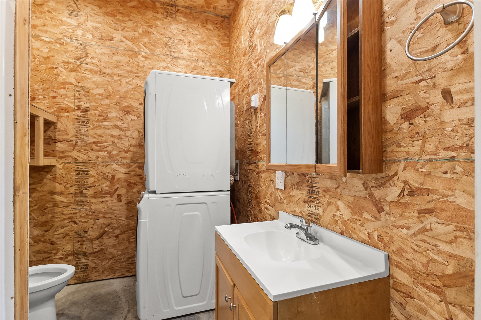 10657 Us Highway 2 W Property Photo 9