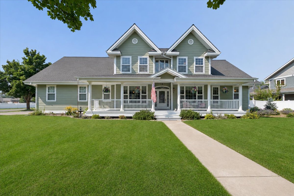6 Glacier Circle Property Photo 1