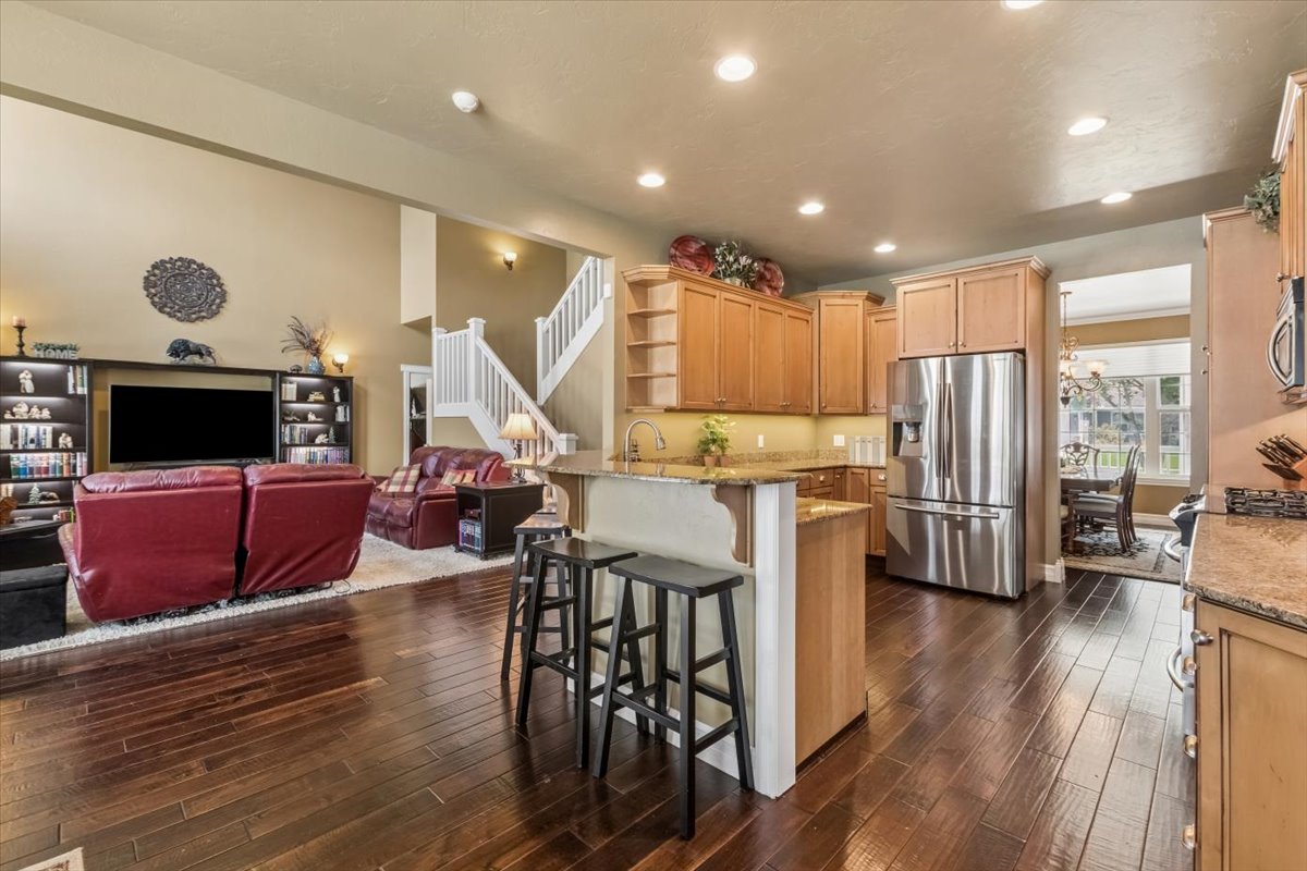 6 Glacier Circle Property Photo 17