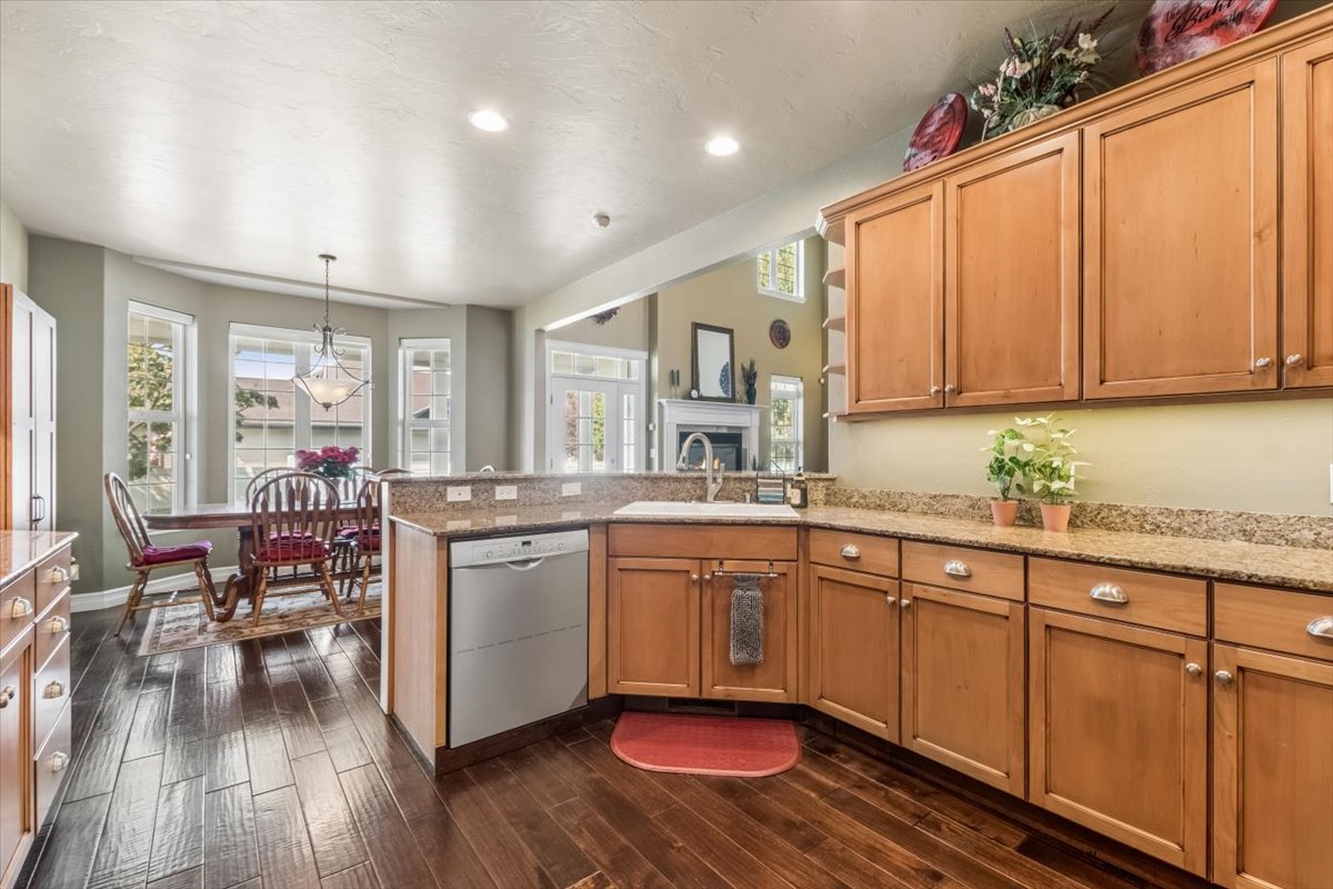 6 Glacier Circle Property Photo 19
