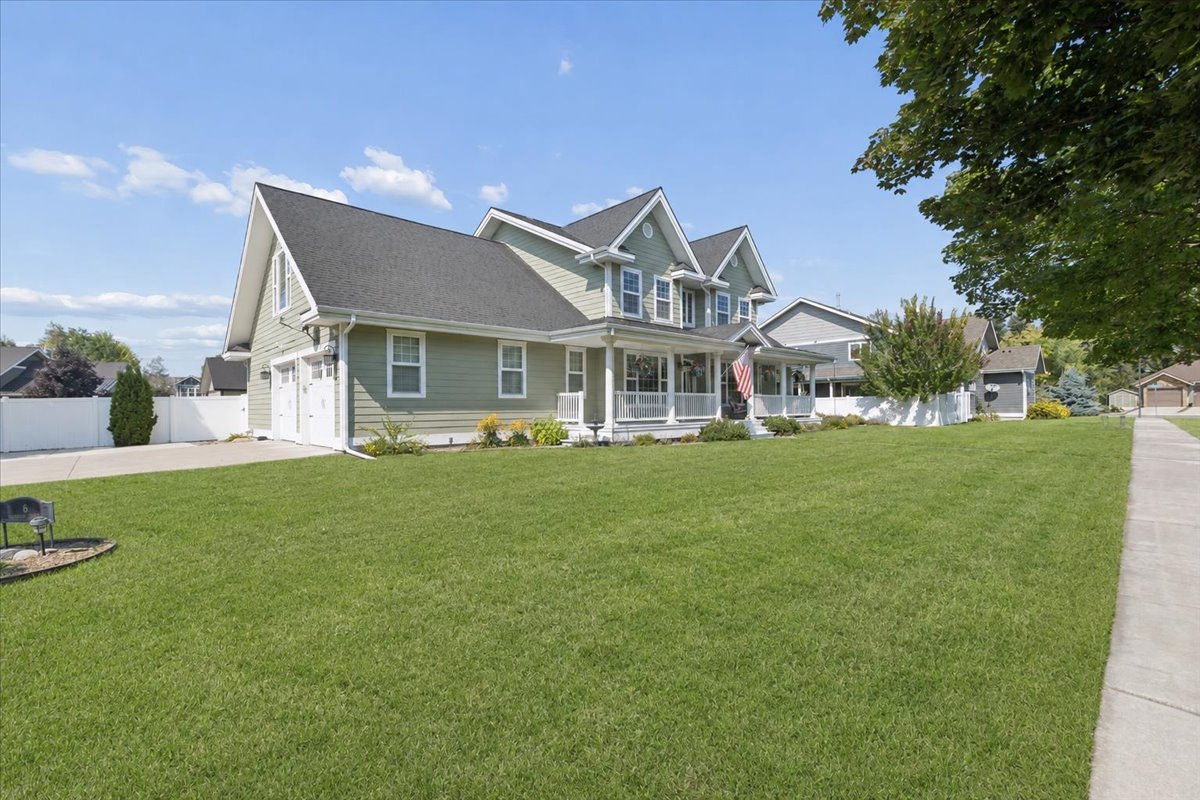 6 Glacier Circle Property Photo 38
