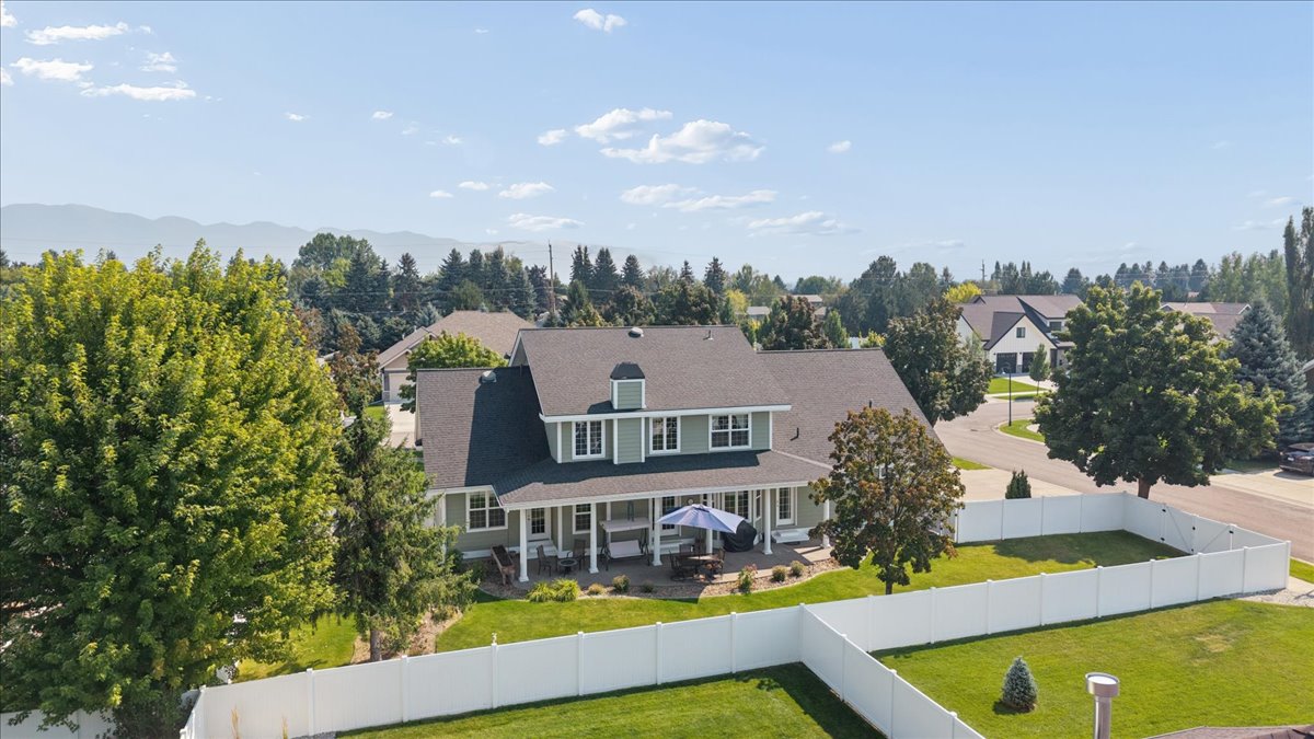 6 Glacier Circle Property Photo 42
