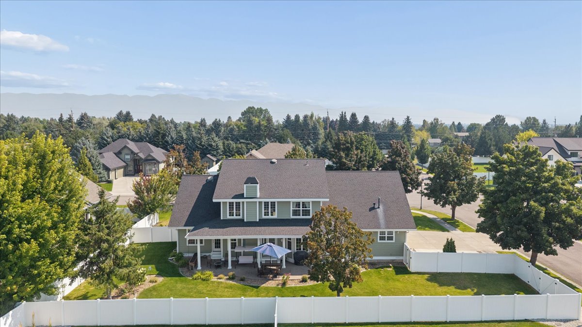 6 Glacier Circle Property Photo 43