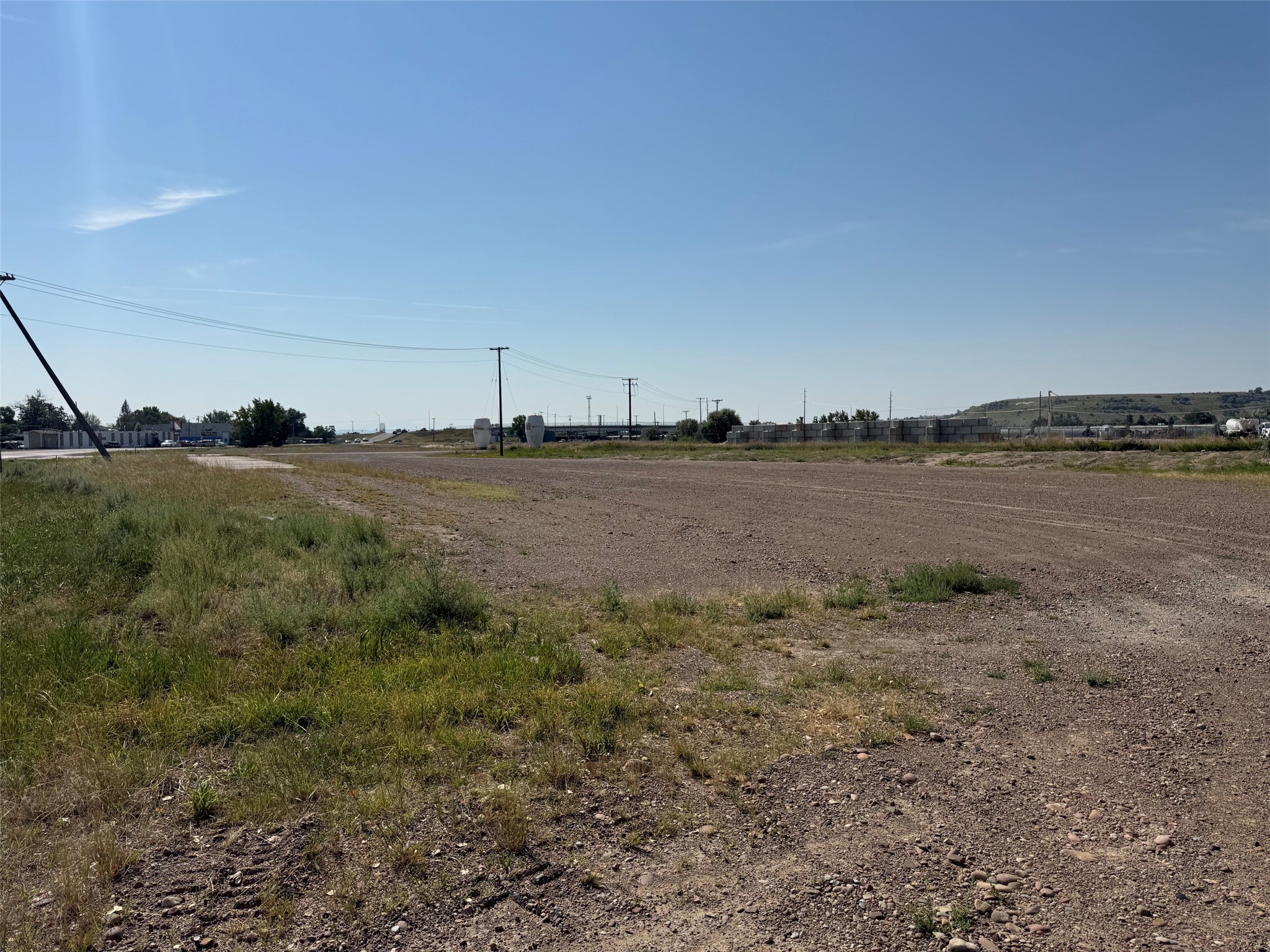 1600 Vaughn Road Property Photo 4