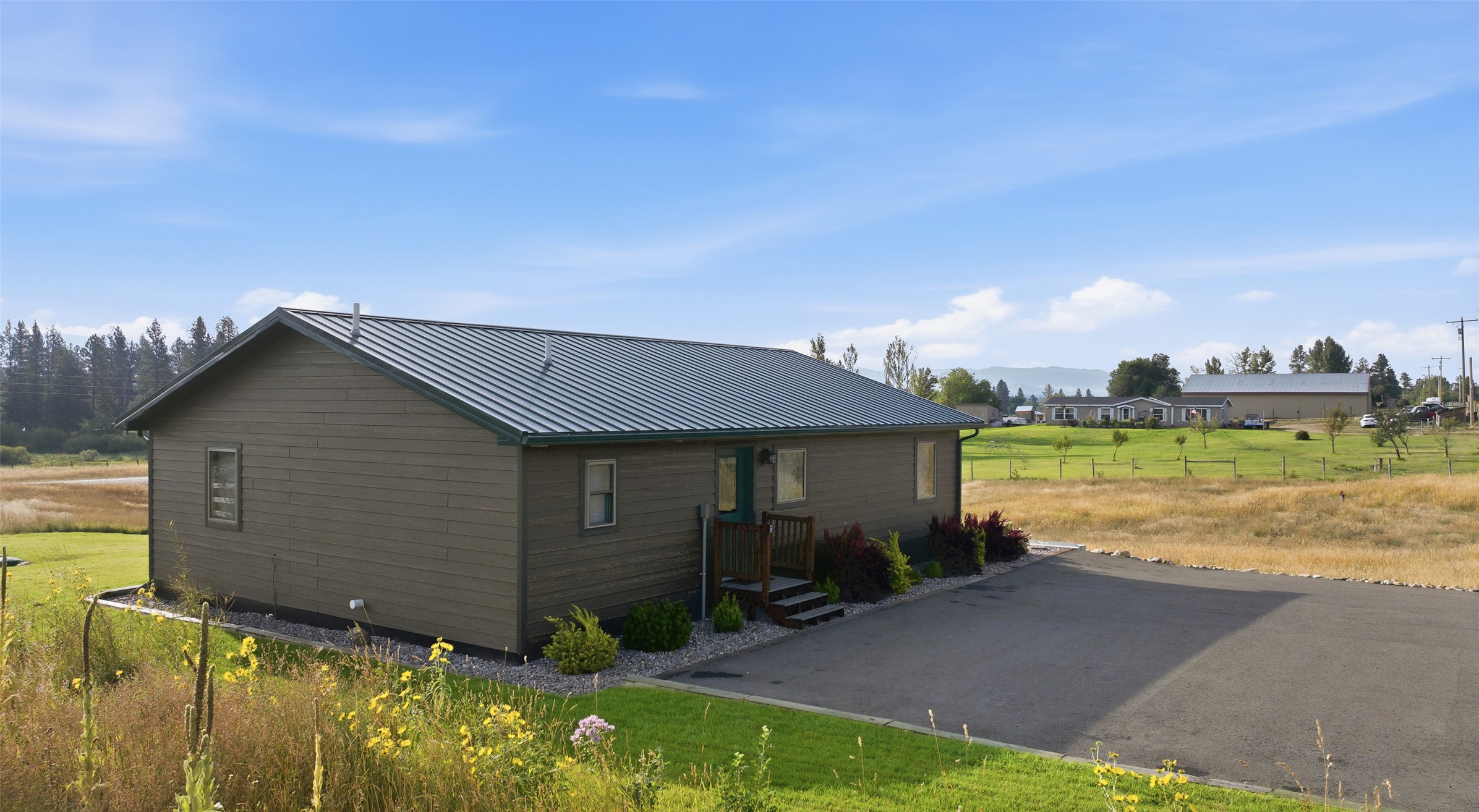 21042 Old Us Highway 93 S Property Photo 38