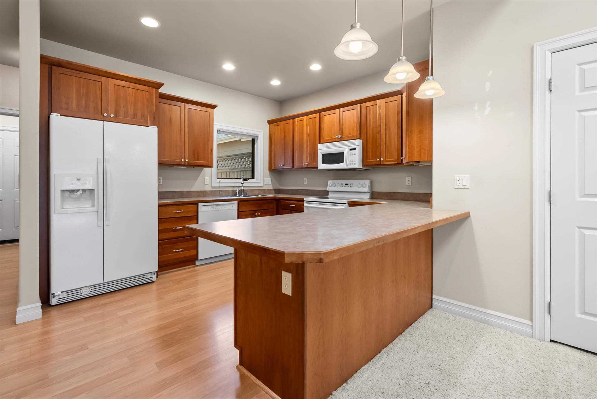 158 Fairway Boulevard Property Photo 8
