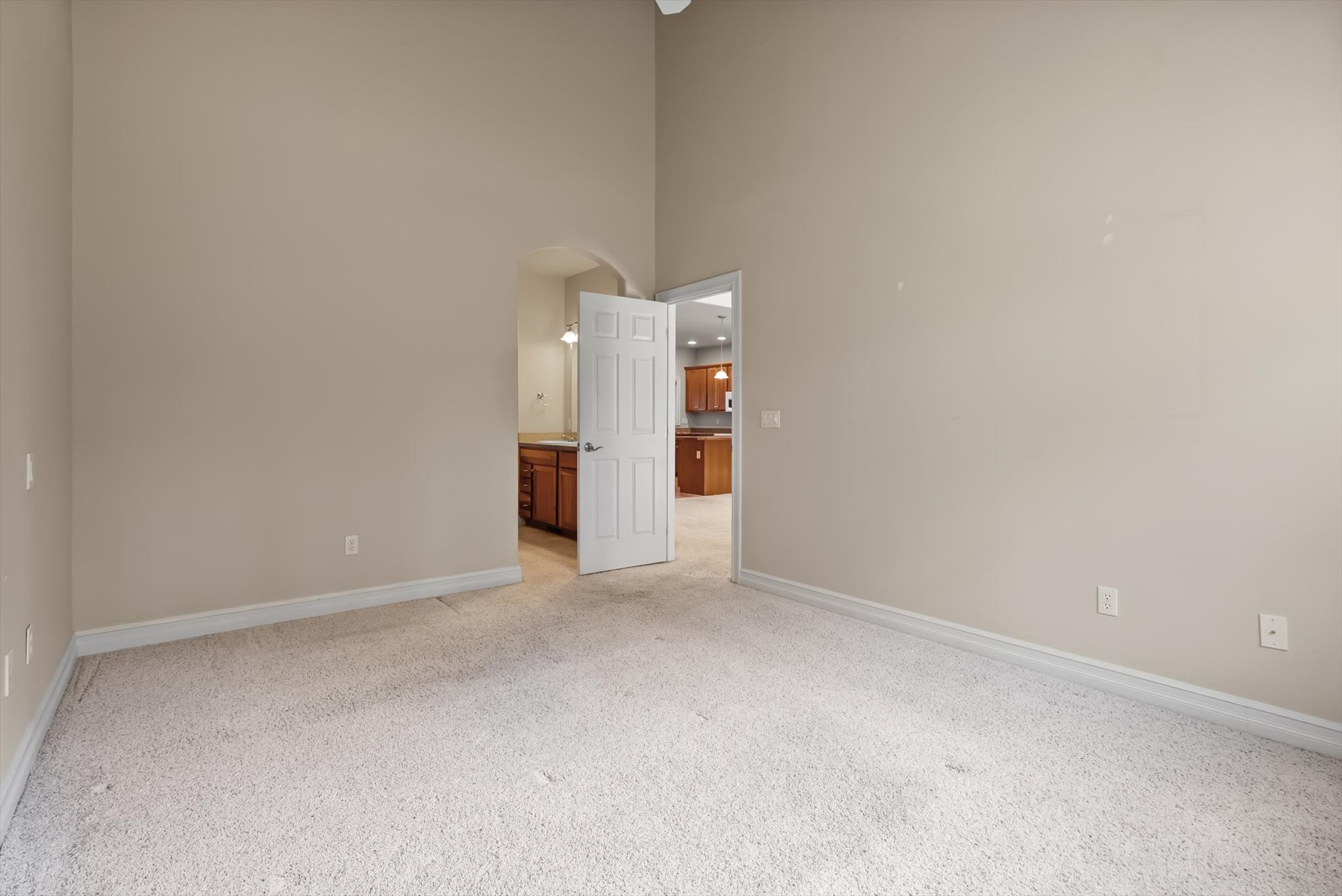 158 Fairway Boulevard Property Photo 12