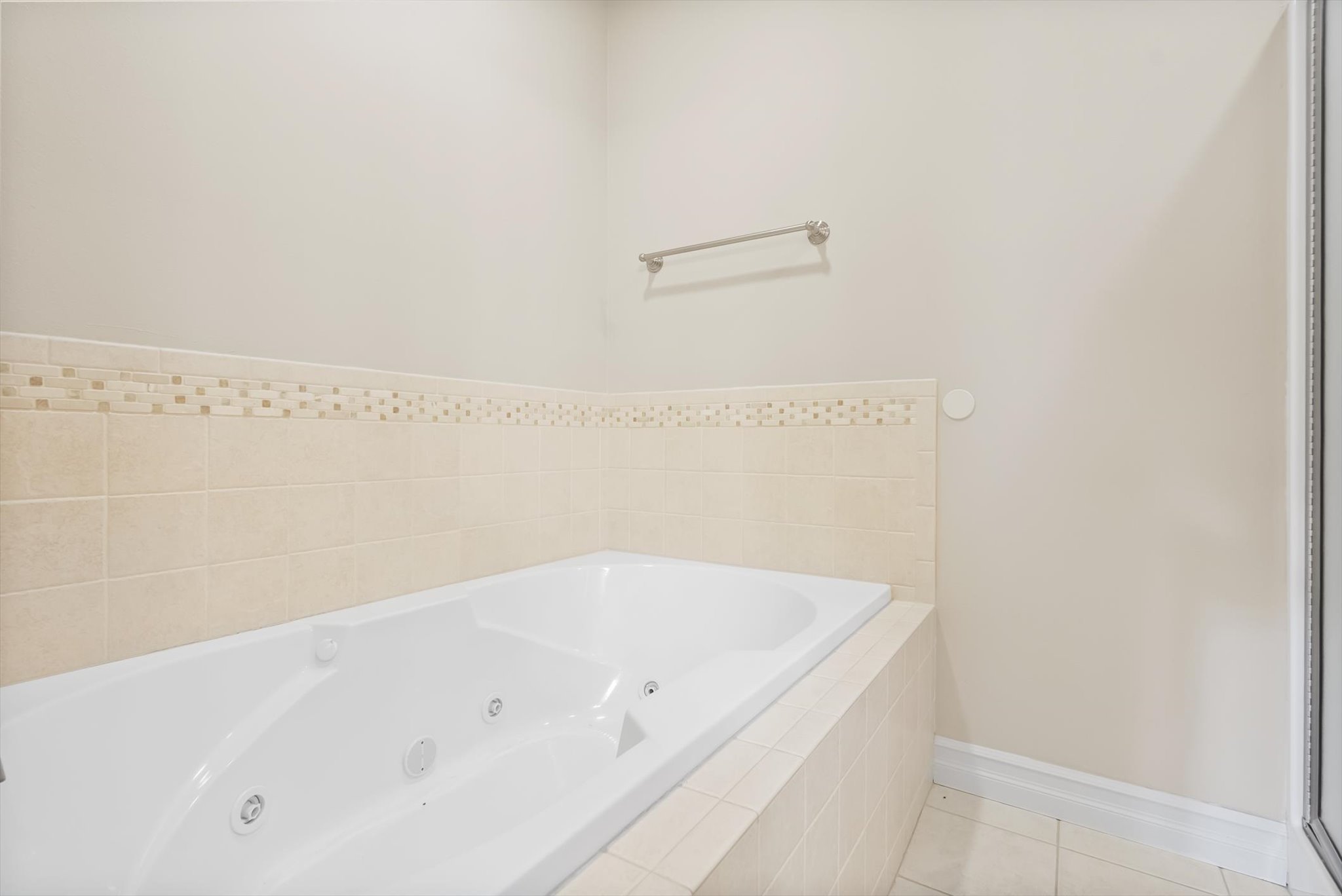 158 Fairway Boulevard Property Photo 14