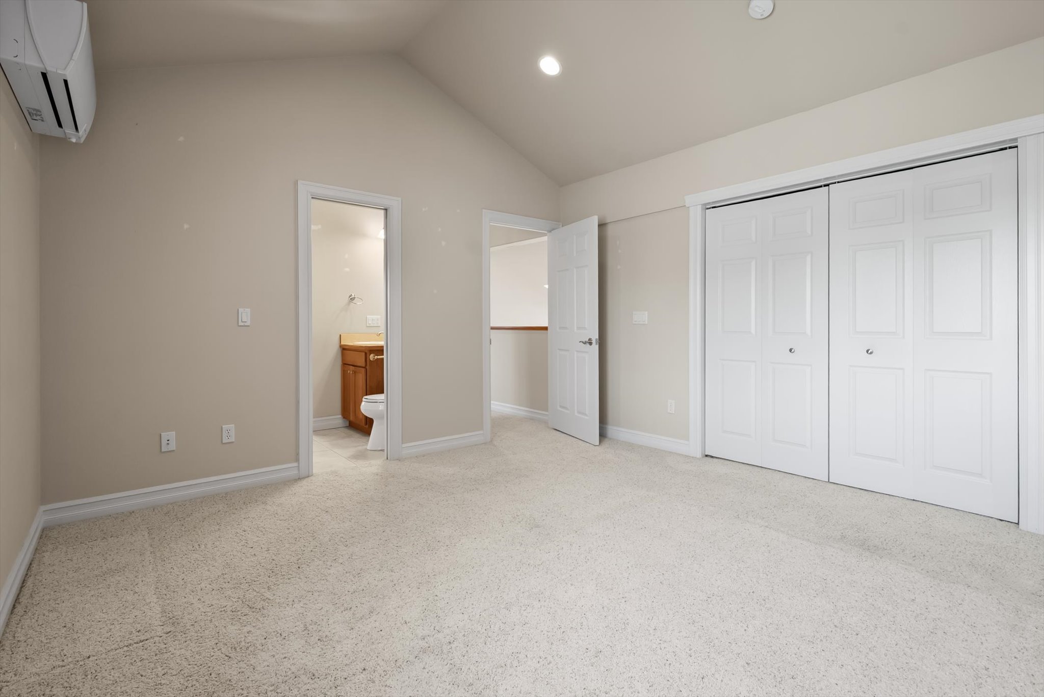 158 Fairway Boulevard Property Photo 27