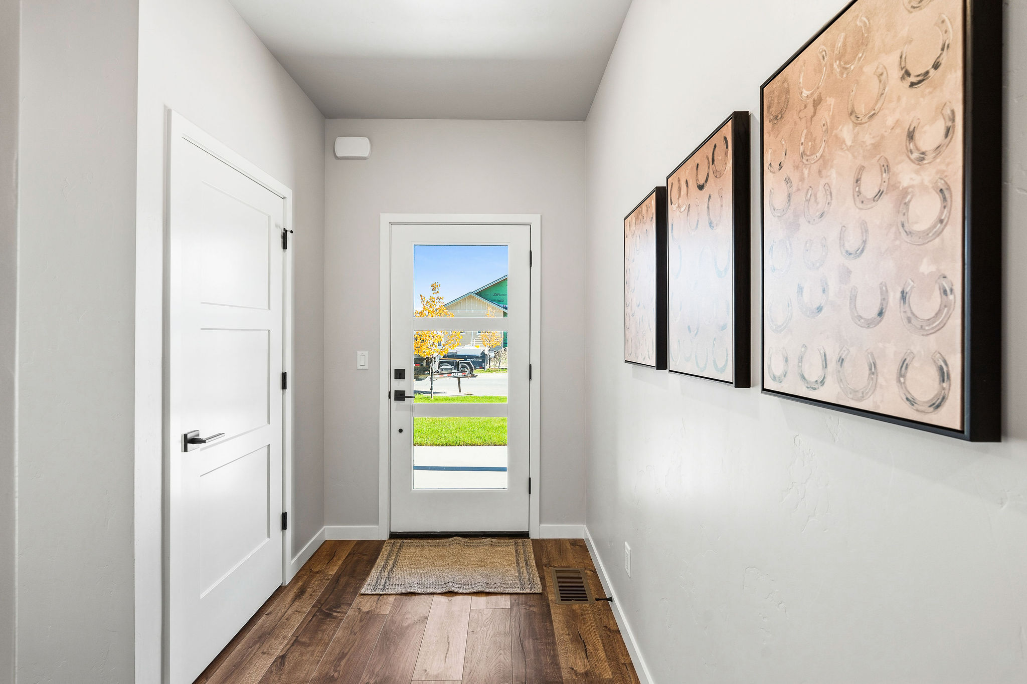 816 Rivet Way Property Photo 8