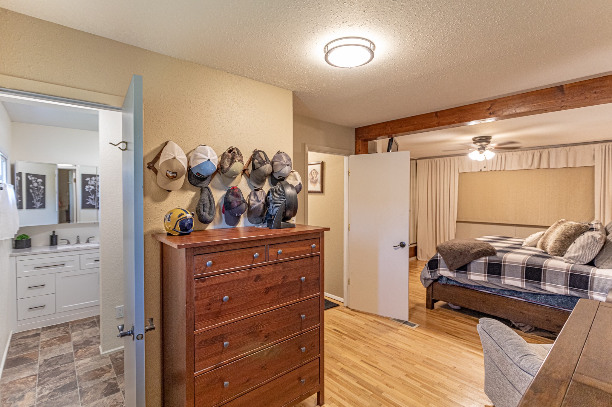 156 Riverview Drive E Property Photo 18