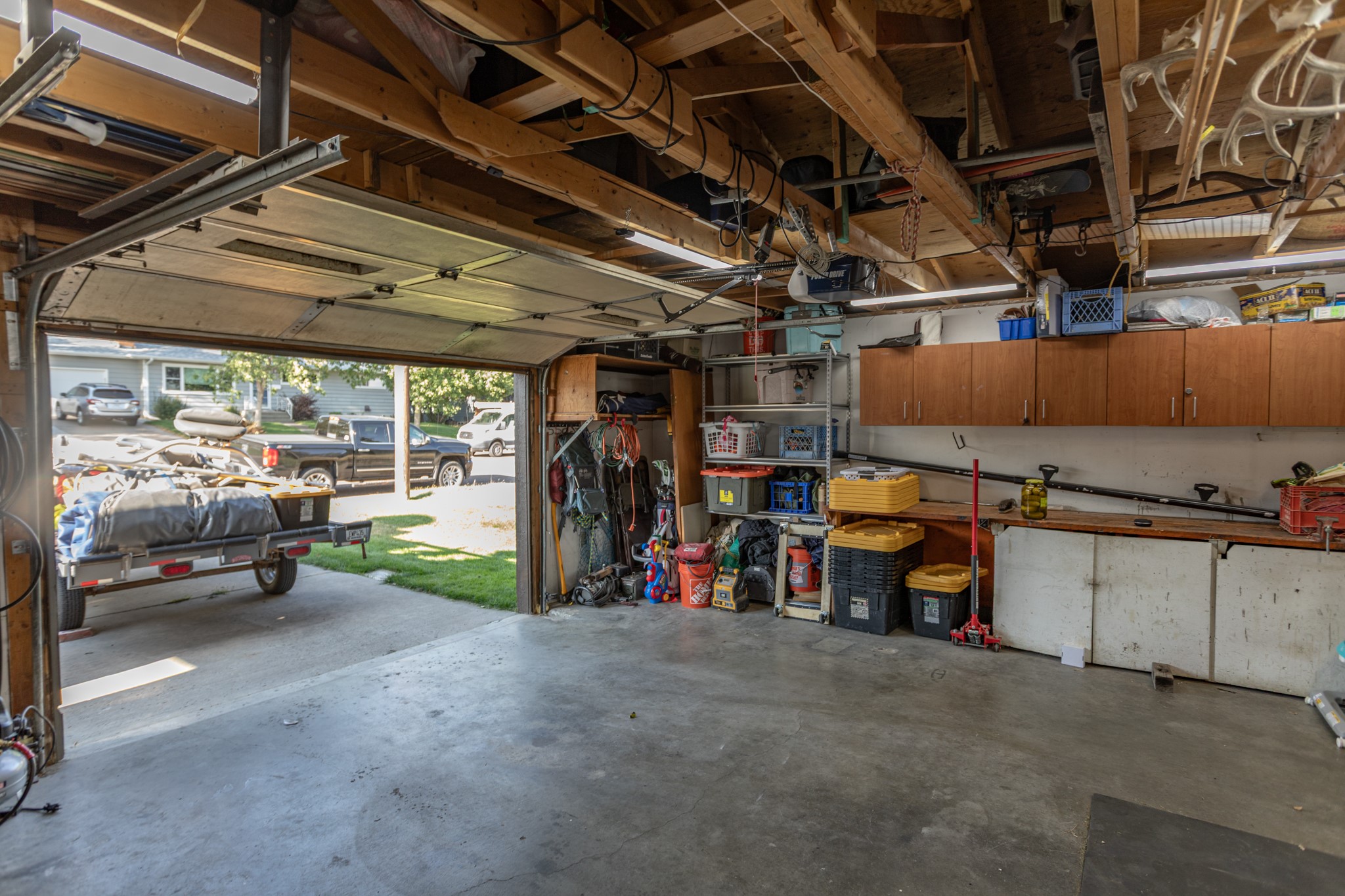 156 Riverview Drive E Property Photo 39