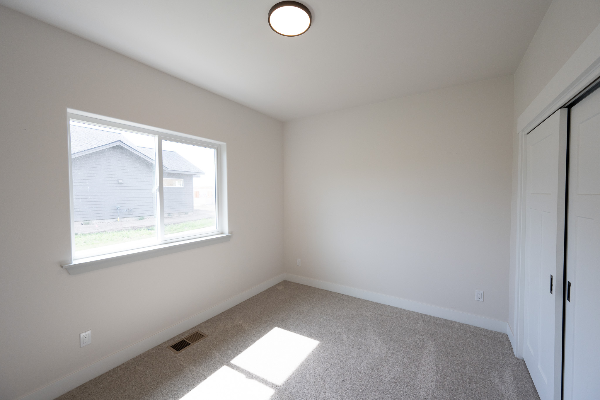 824 Rivet Way Property Photo 12