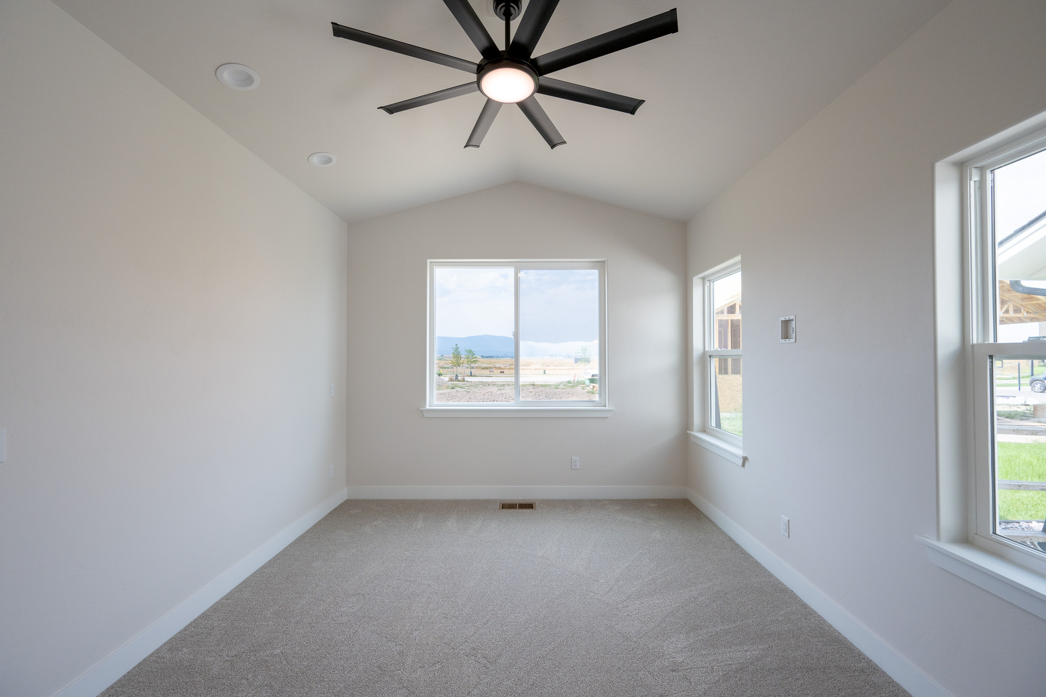 824 Rivet Way Property Photo 38