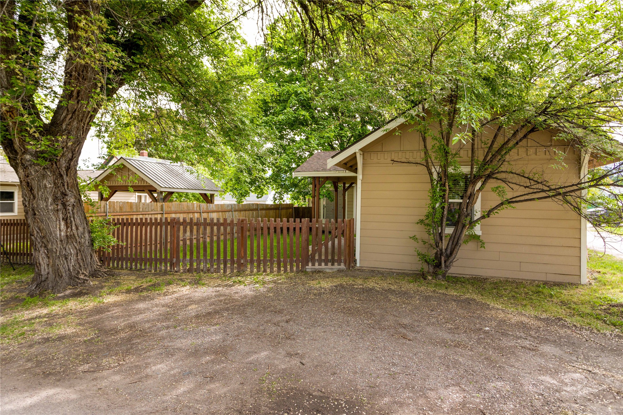 802 4th Avenue E Property Photo 35