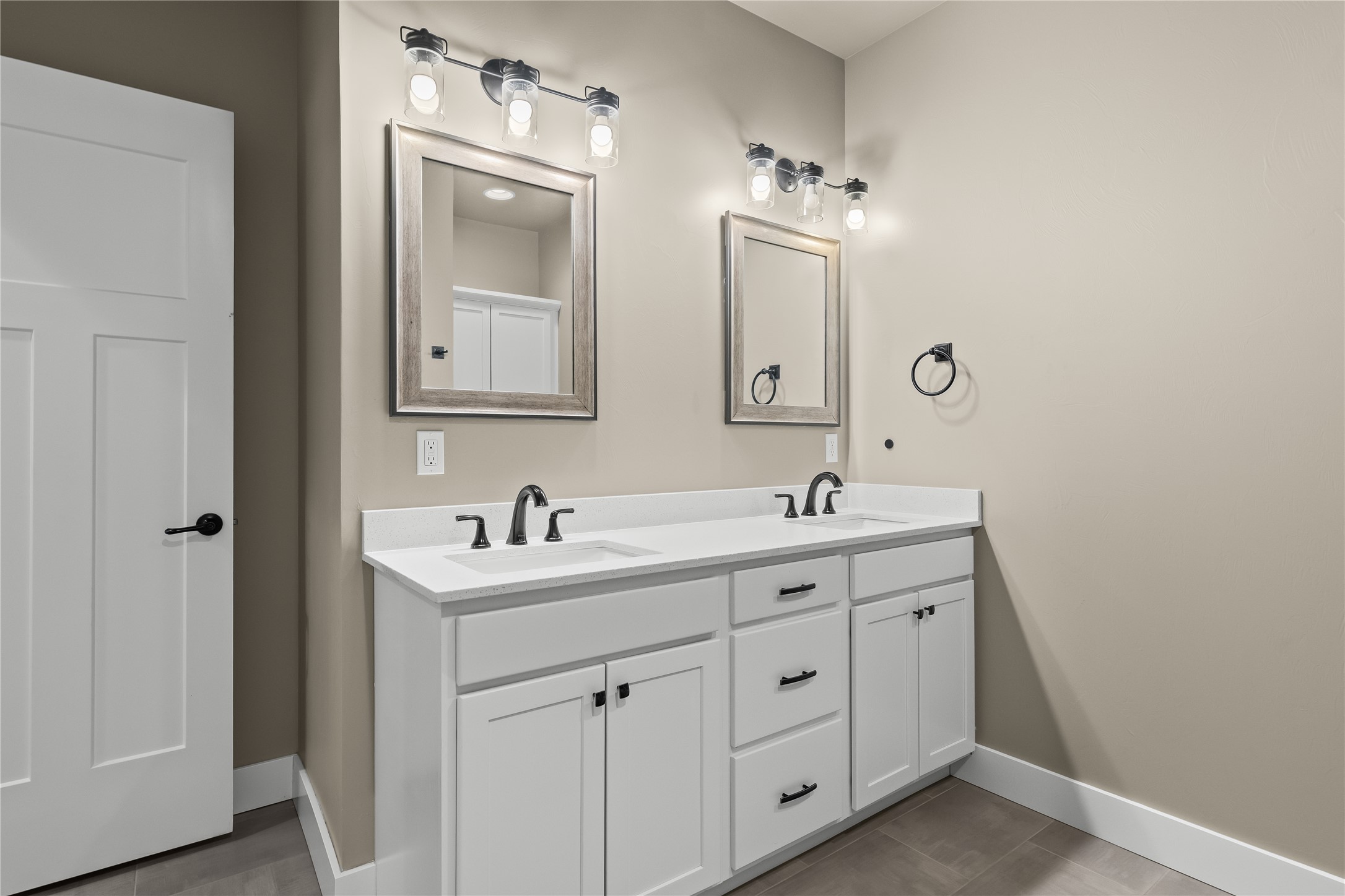 3039 Lori Lane Property Photo 53