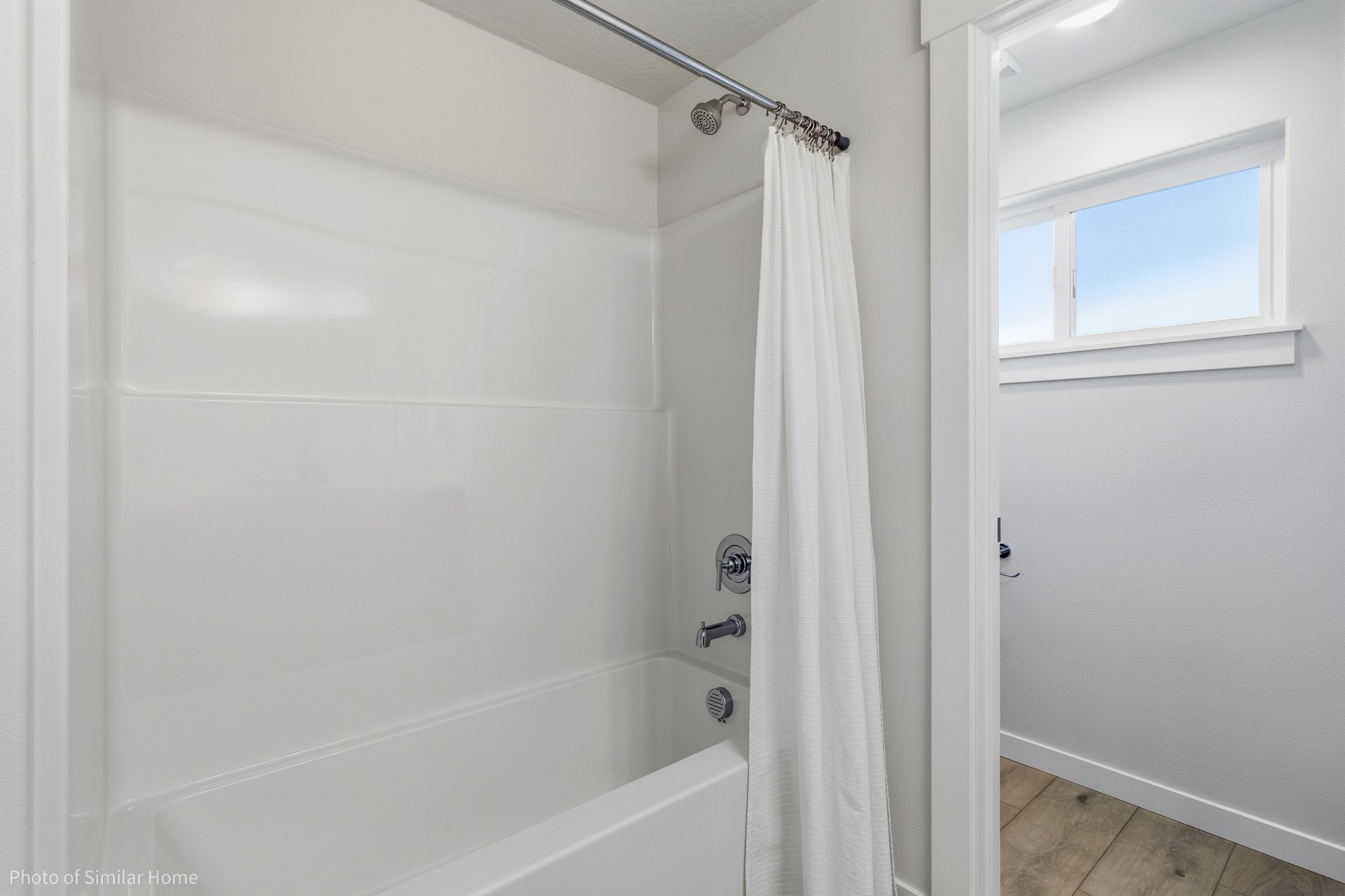 180 Westland Drive Property Photo 29