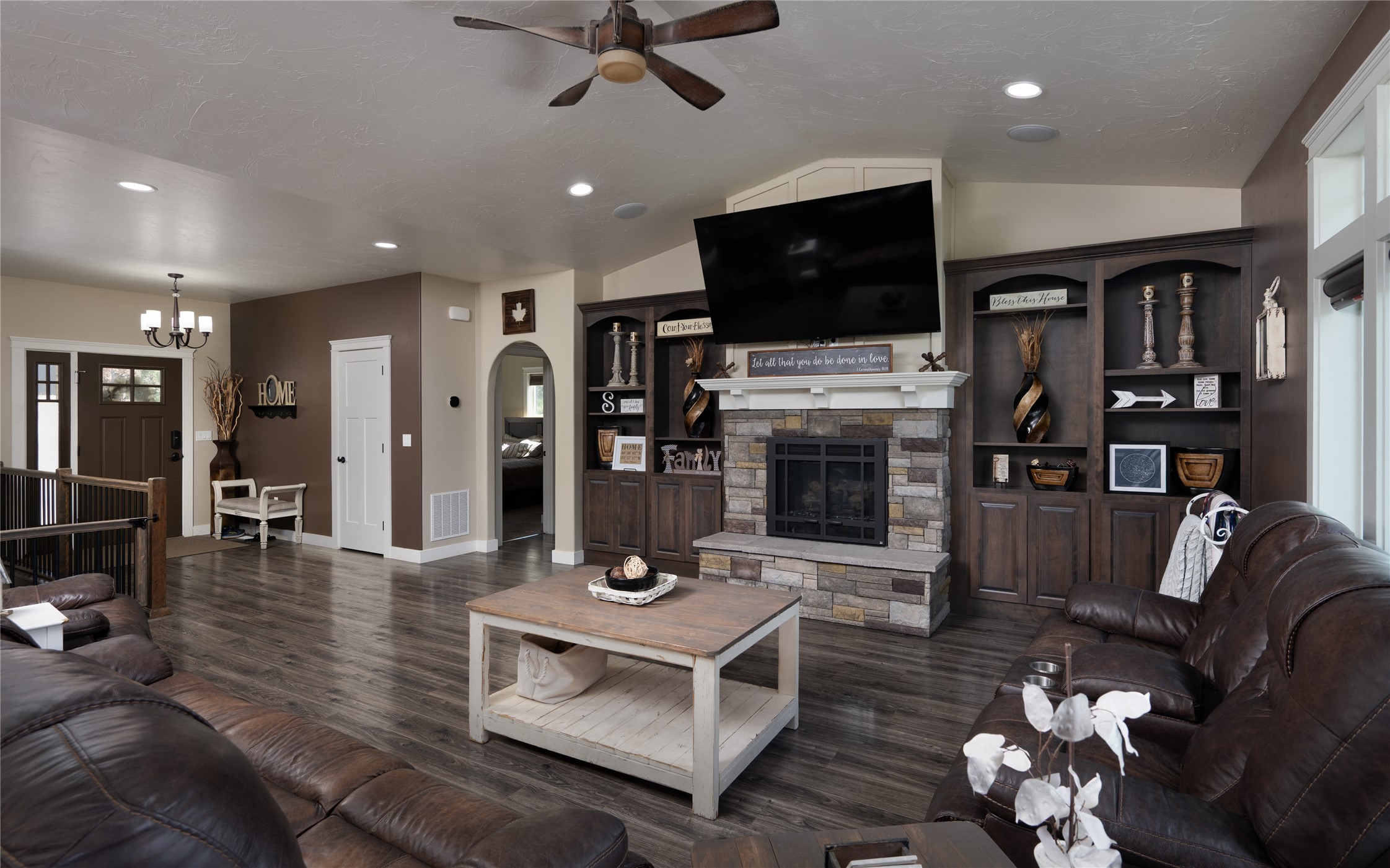15 Rolling Stone Road Property Photo 15