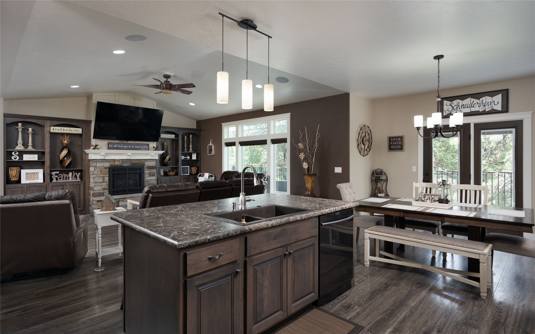 15 Rolling Stone Road Property Photo 19