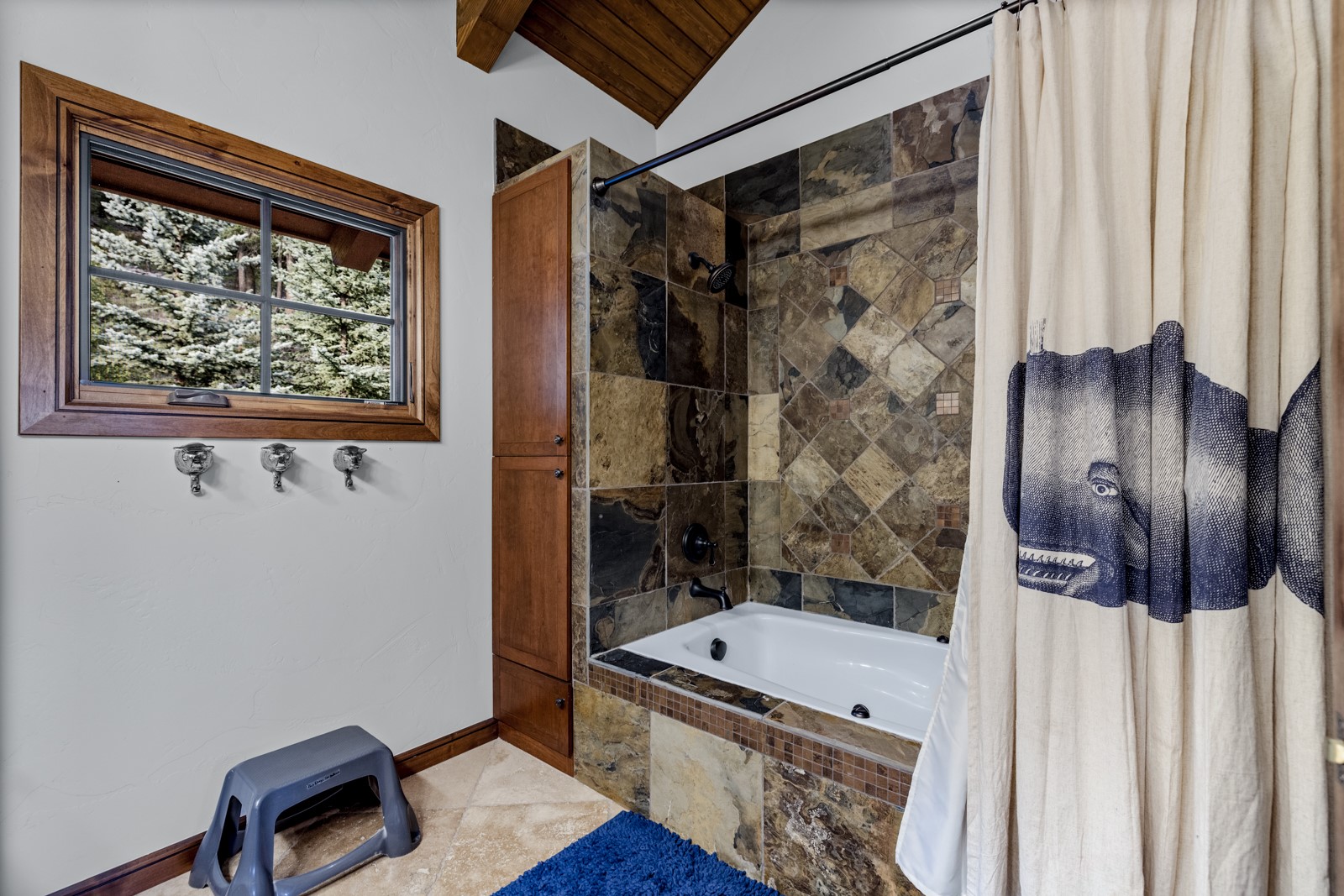 130 Roaring Creek Road Property Photo 41