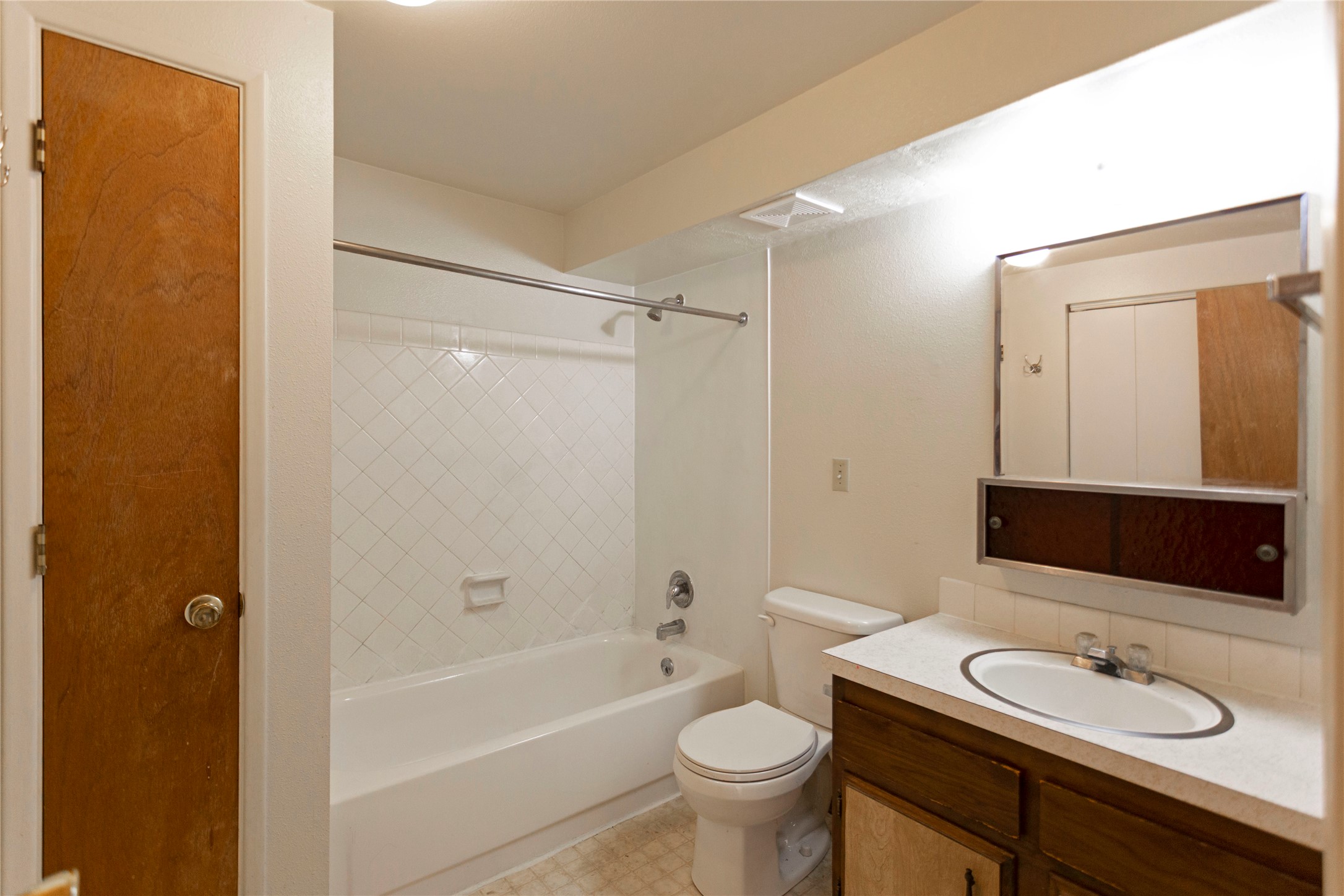 108 Camelot Court Property Photo 14