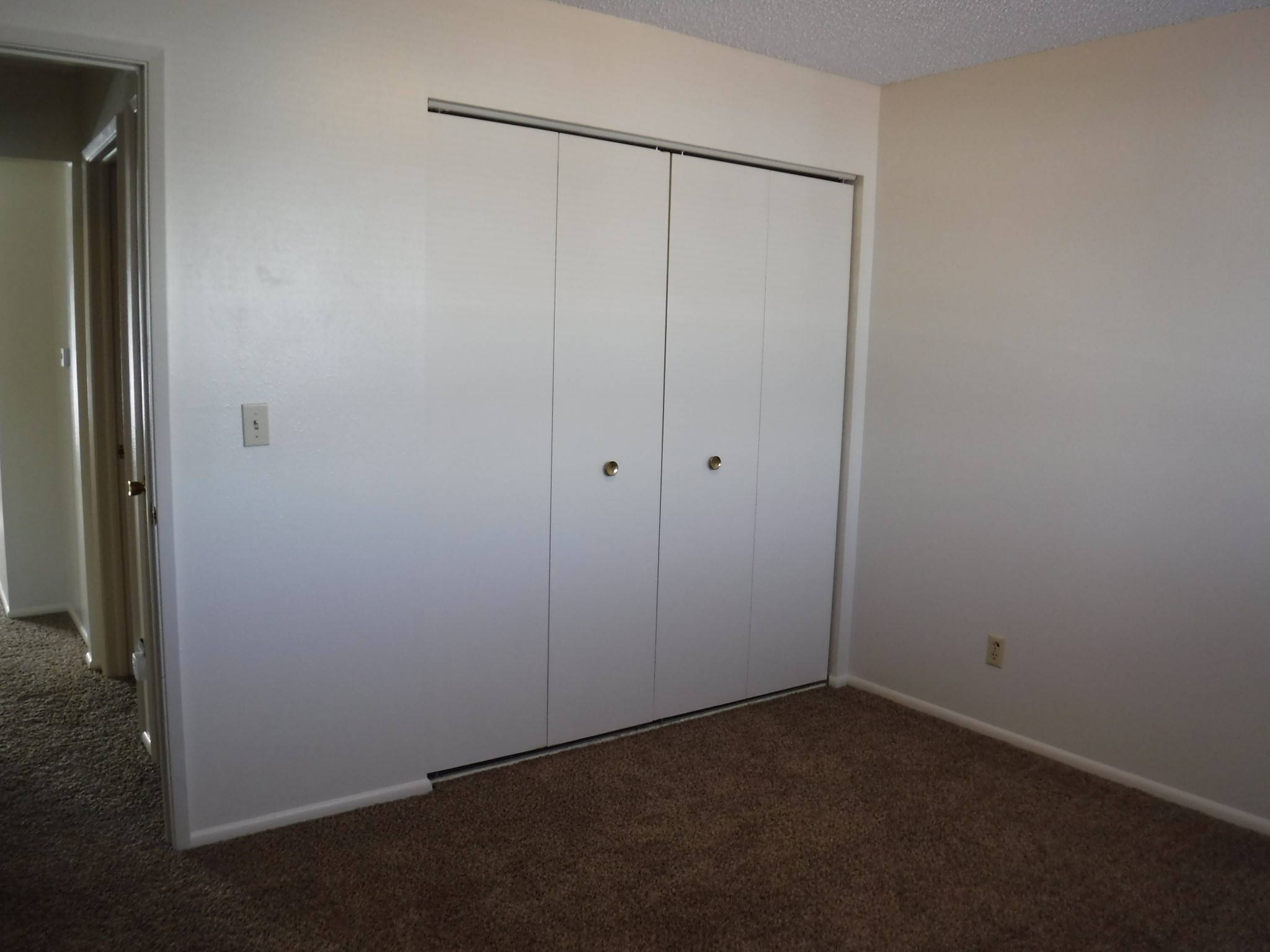 108 Camelot Court Property Photo 39
