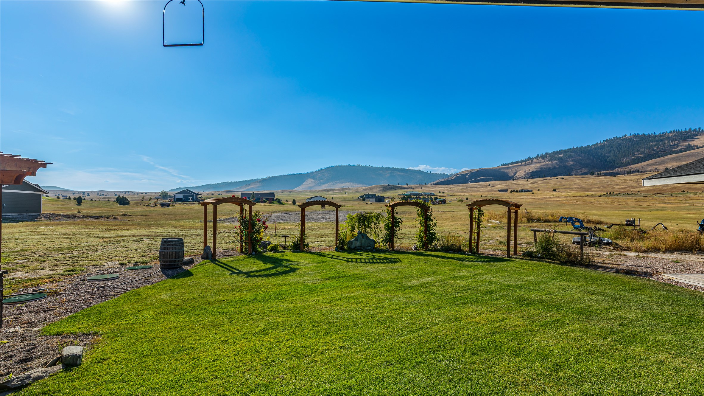 25521 Three Moon Drive Property Photo 34