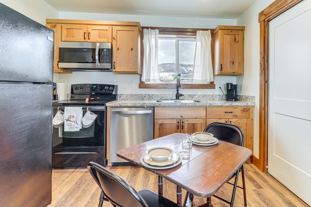 25521 Three Moon Drive Property Photo 41
