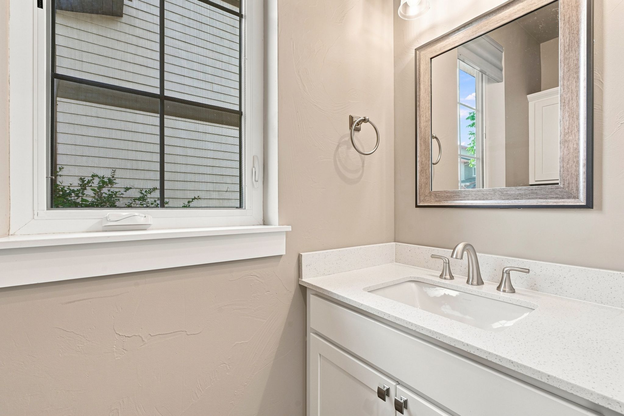 3083 Lori Lane Property Photo 7