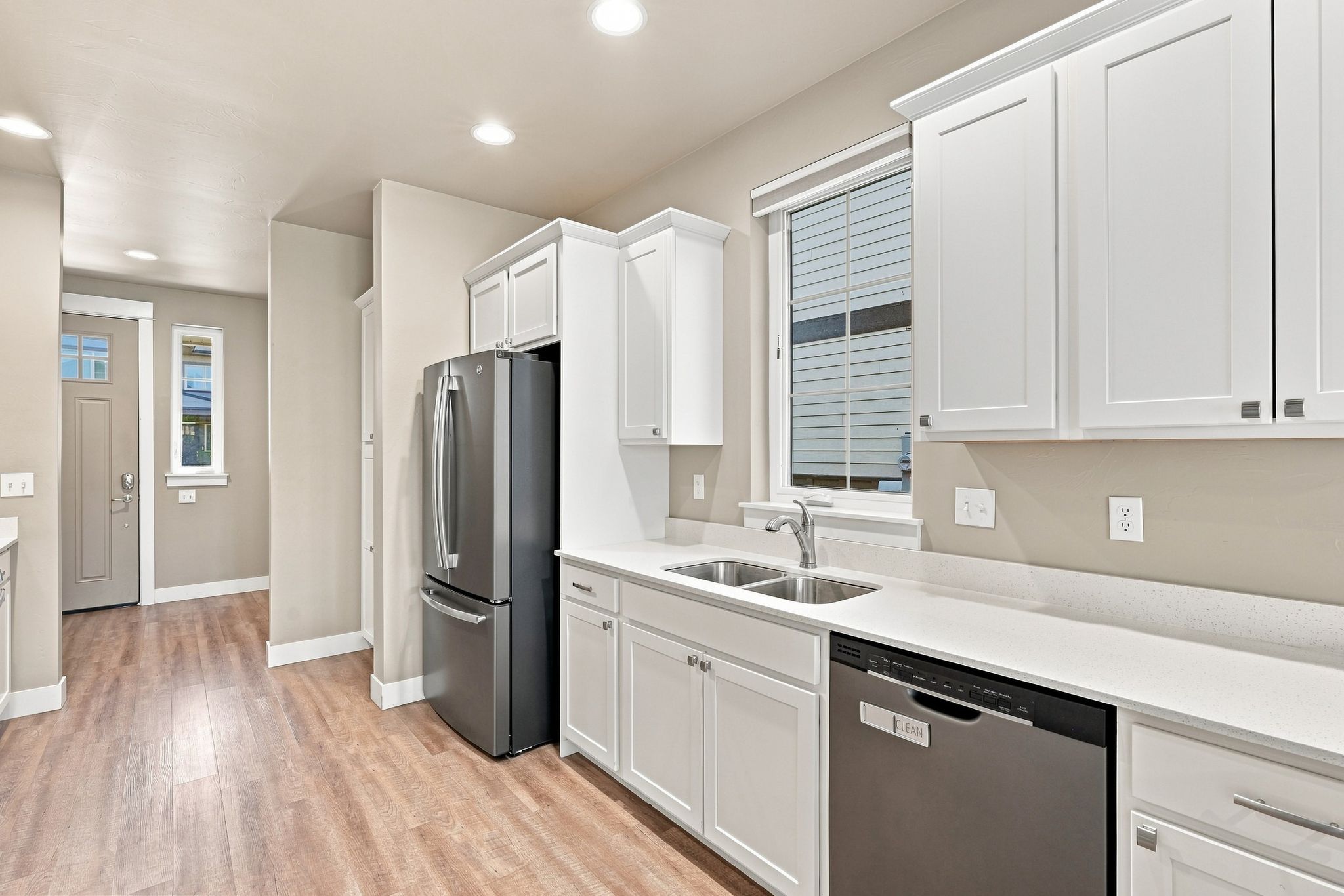 3083 Lori Lane Property Photo 13