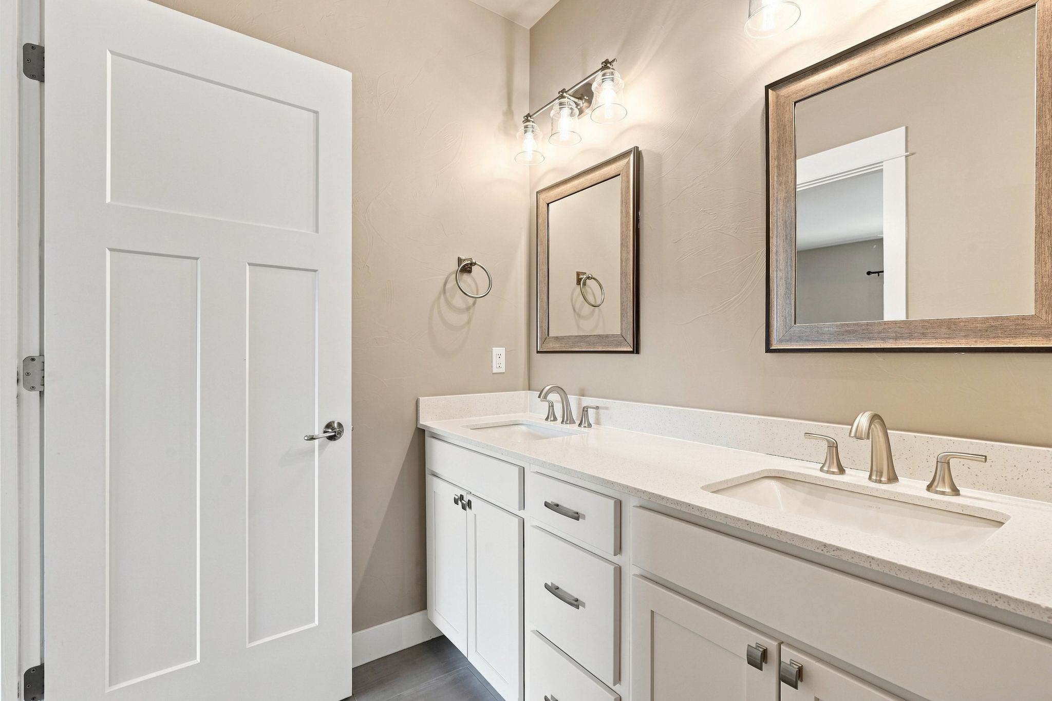 3083 Lori Lane Property Photo 48