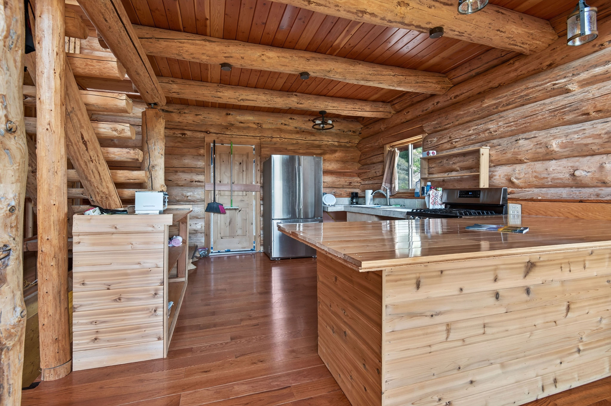 420 Crow Road Property Photo 11