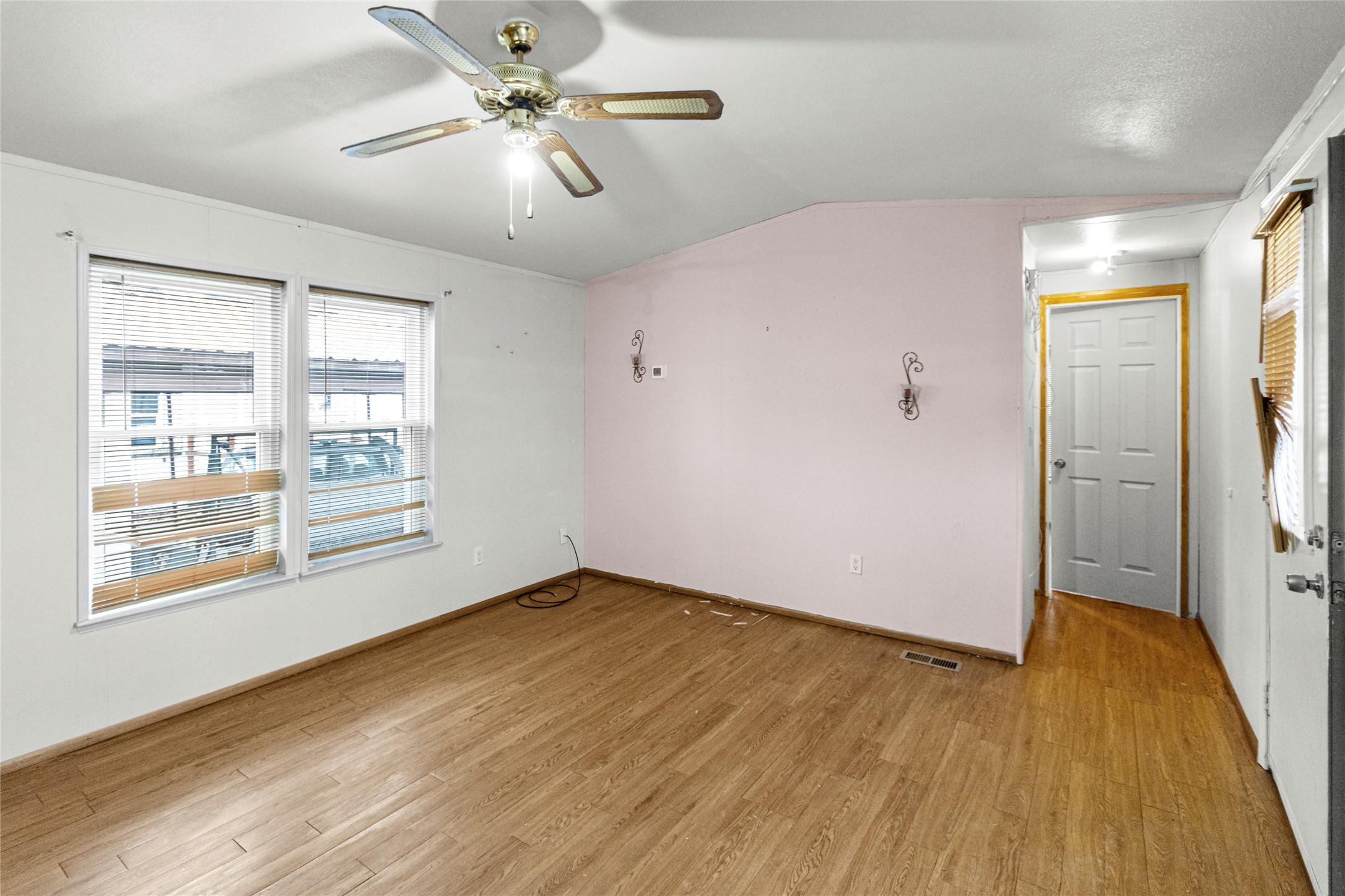 1045 Conrad Drive 103 Property Photo 3