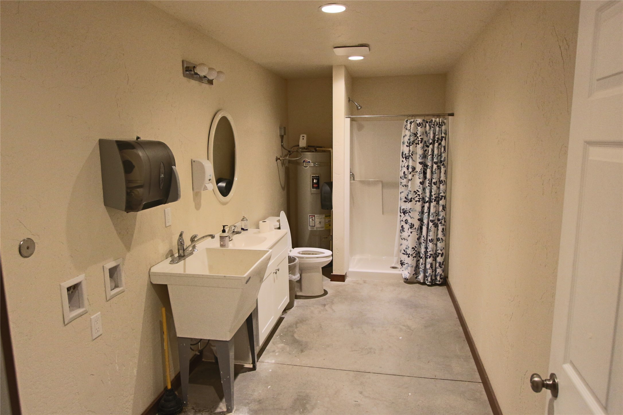 315 Boundary Street Property Photo 10