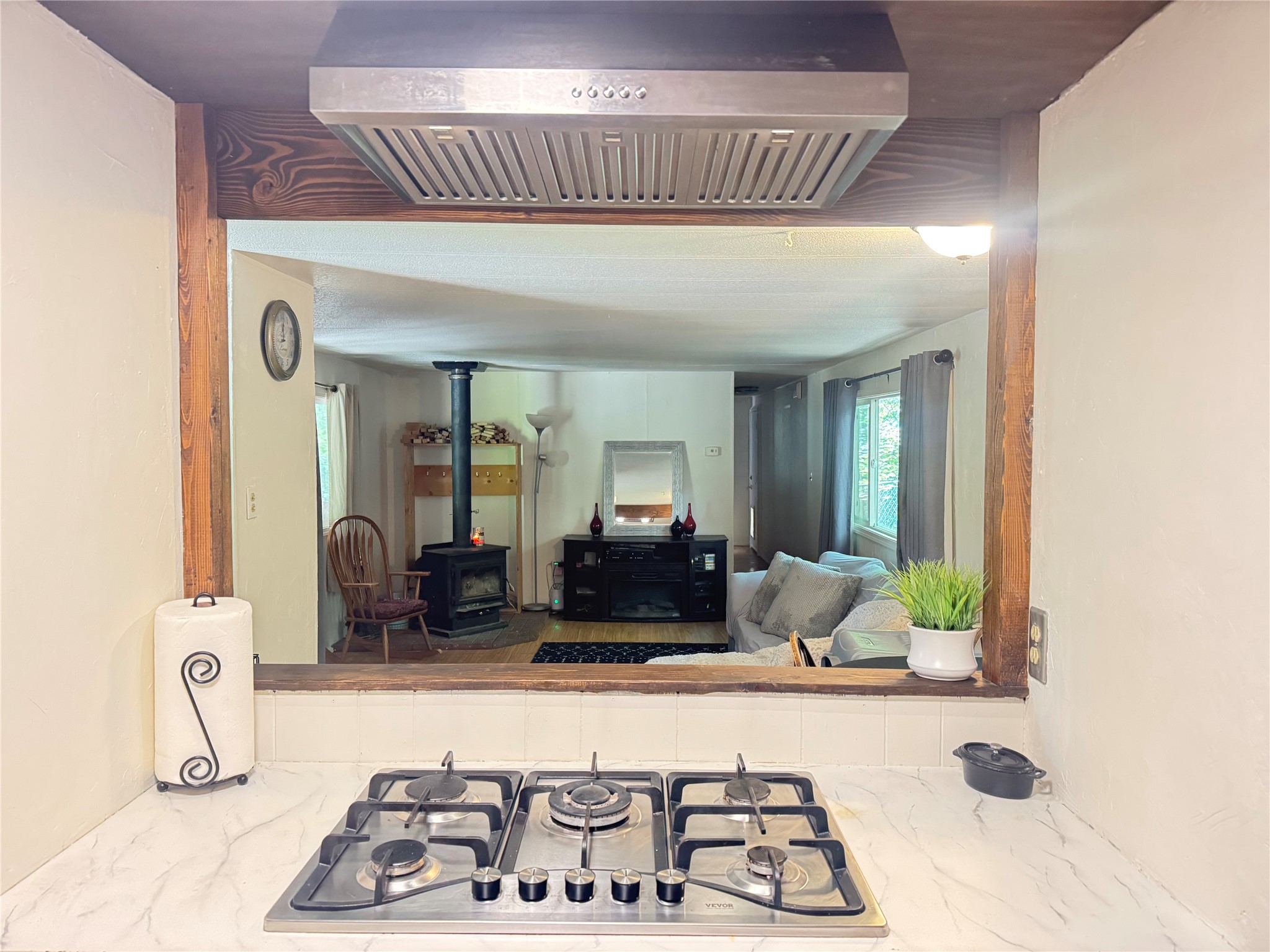695 Hoffman Draw Property Photo 4