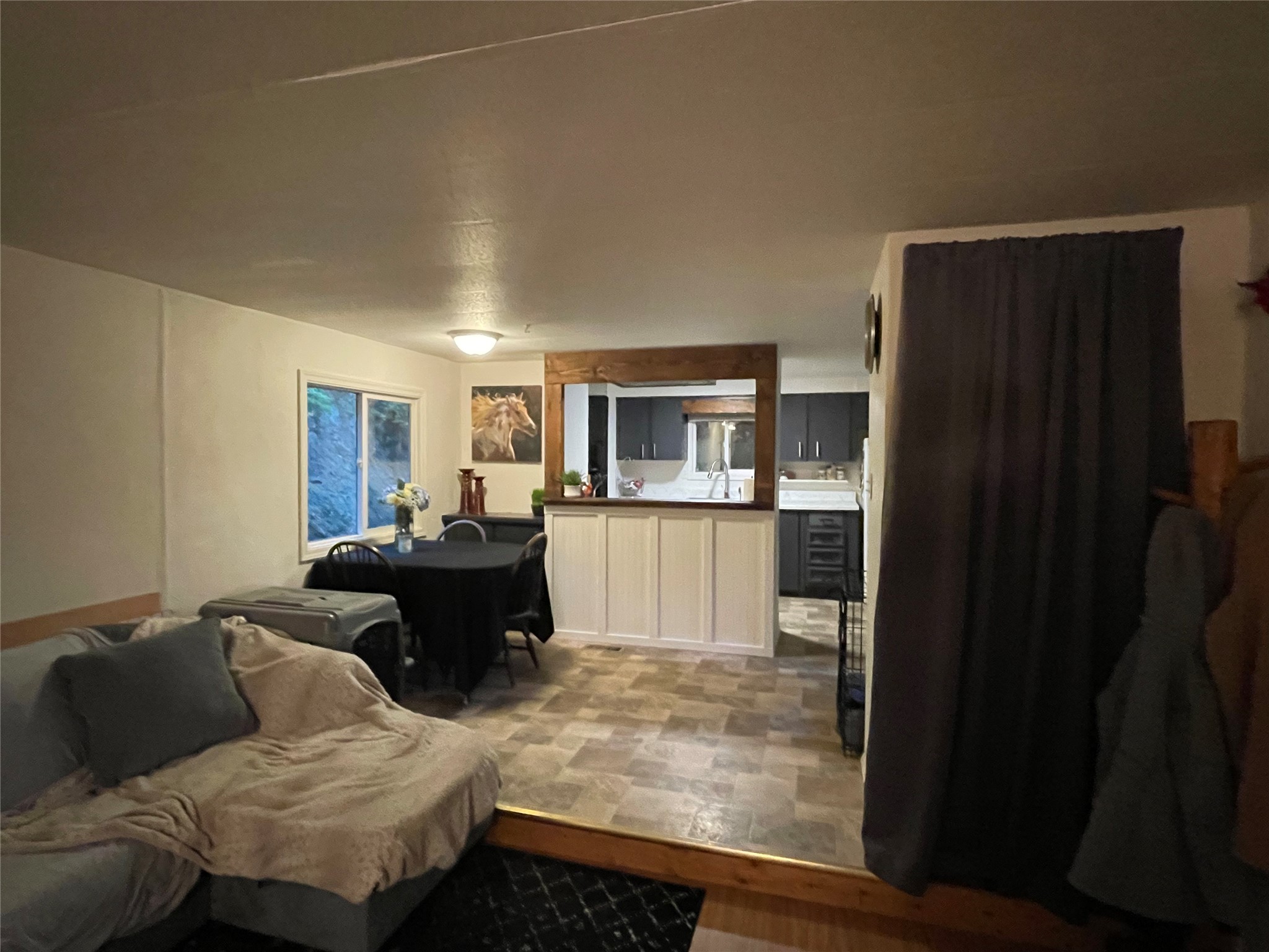 695 Hoffman Draw Property Photo 6