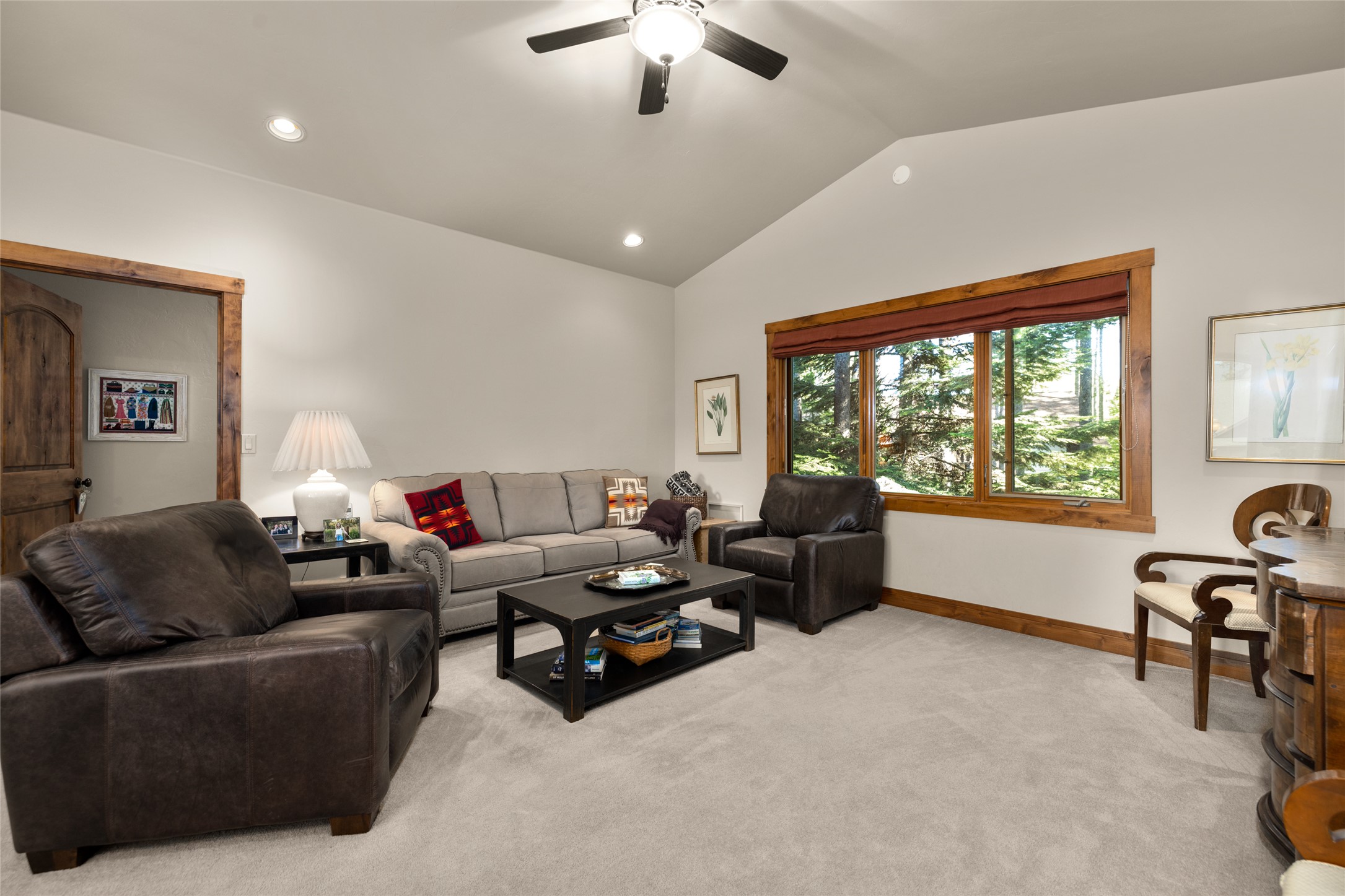 1133 Meadowlark Lane Property Photo 14